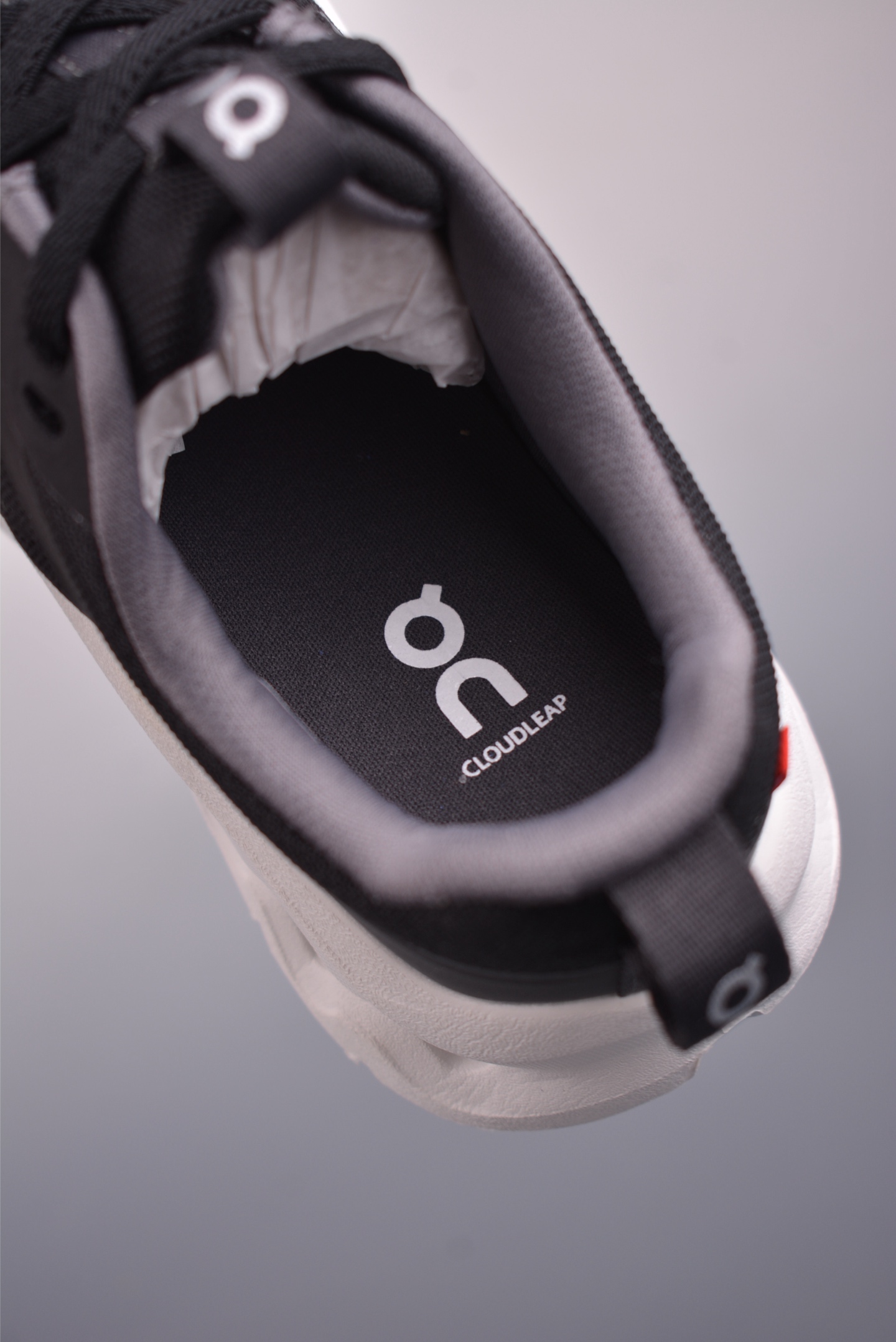 180 On昂跑 Cloudleap 户外街头机能风跑步鞋 Cloud Hi Edge户外机能融合街头潮流 3YF10040