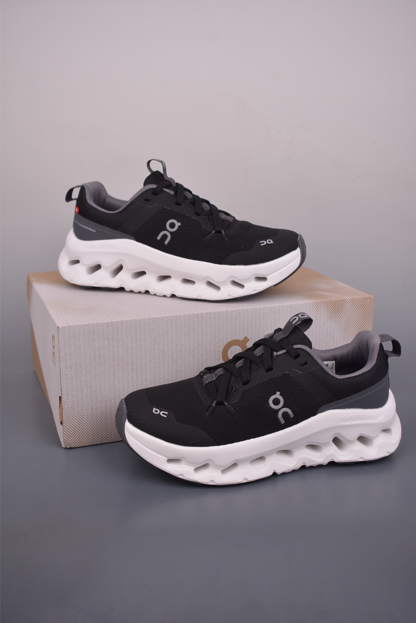 180 On昂跑 Cloudleap 户外街头机能风跑步鞋 Cloud Hi Edge户外机能融合街头潮流 3YF10040