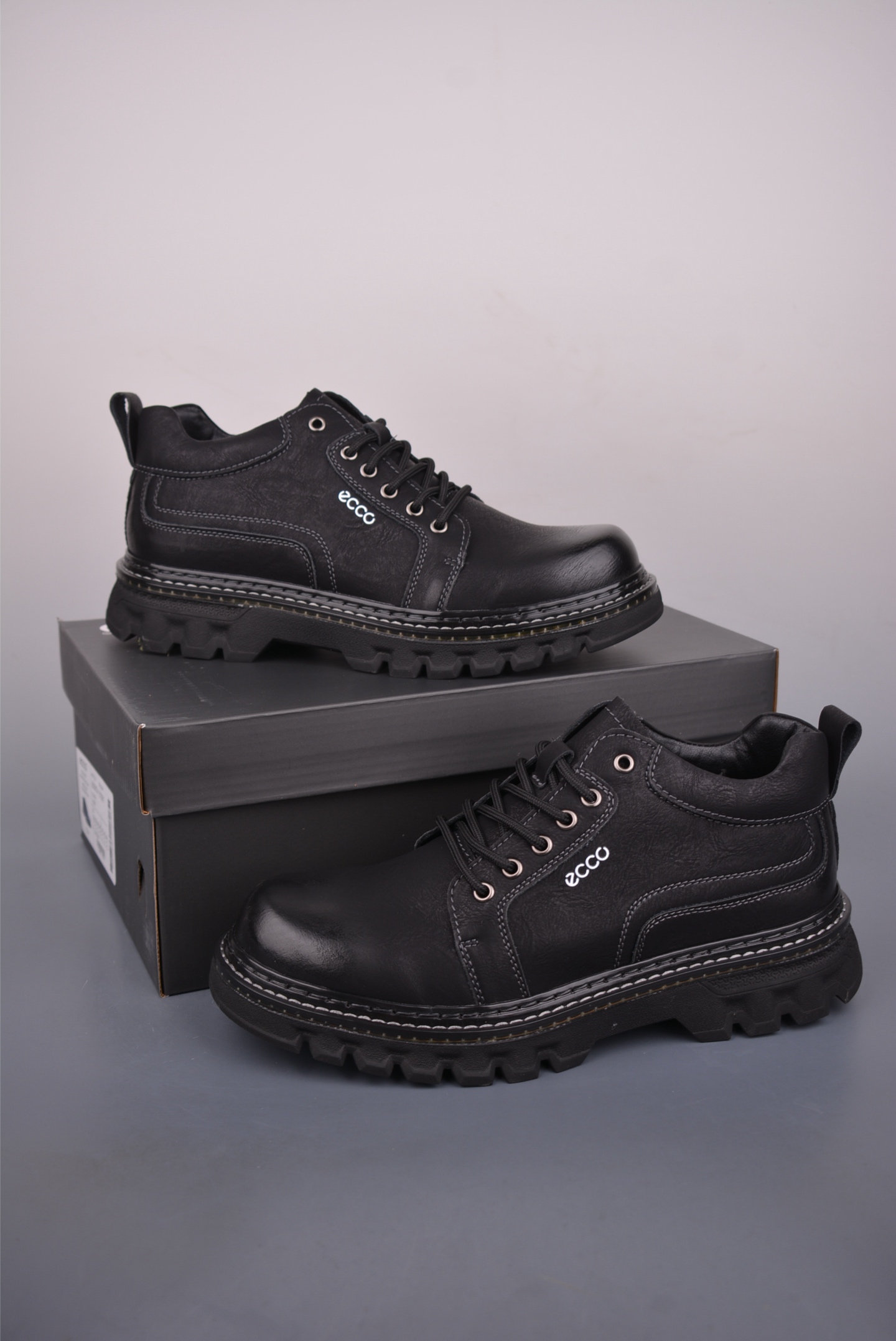 280 Ecco爱步男鞋2025年新款 拼接板鞋拼色 街头轻巧系列 800874