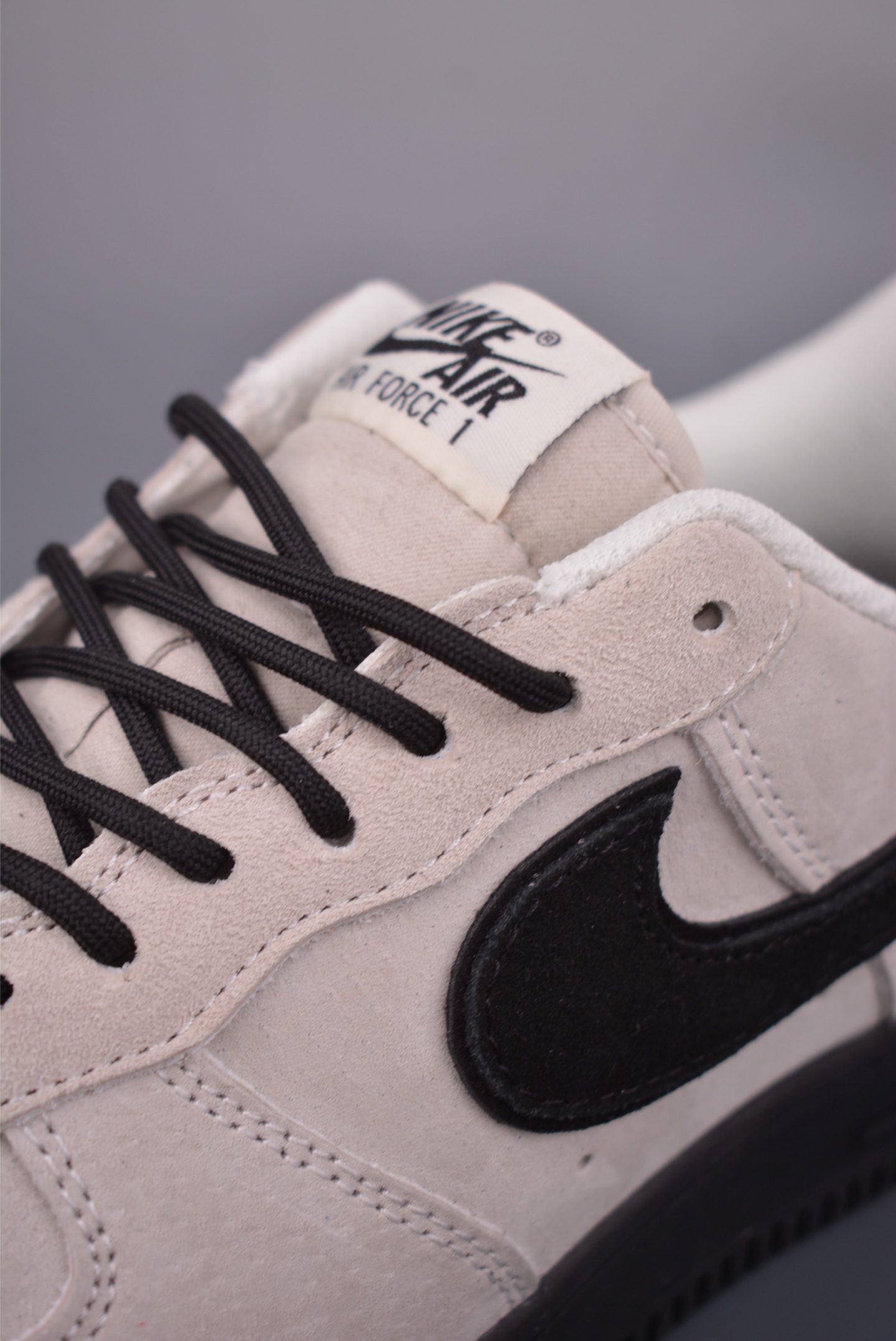 160 Nike Air Force 1 Low HQ1966-200