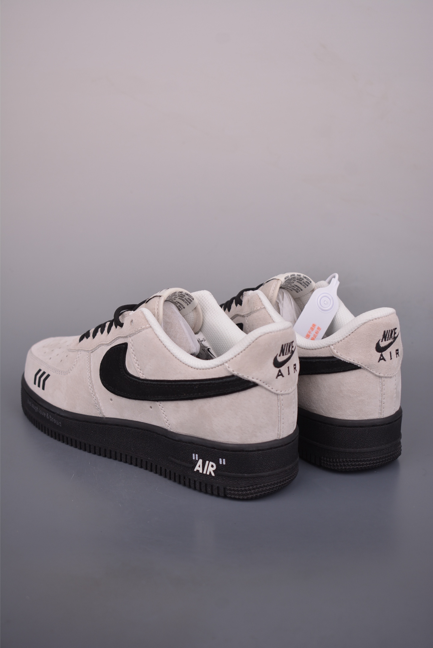 160 Nike Air Force 1 Low HQ1966-200