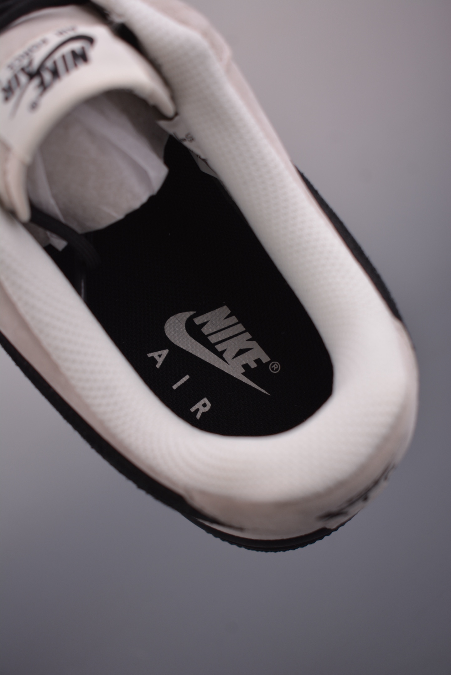 160 Nike Air Force 1 Low HQ1966-200