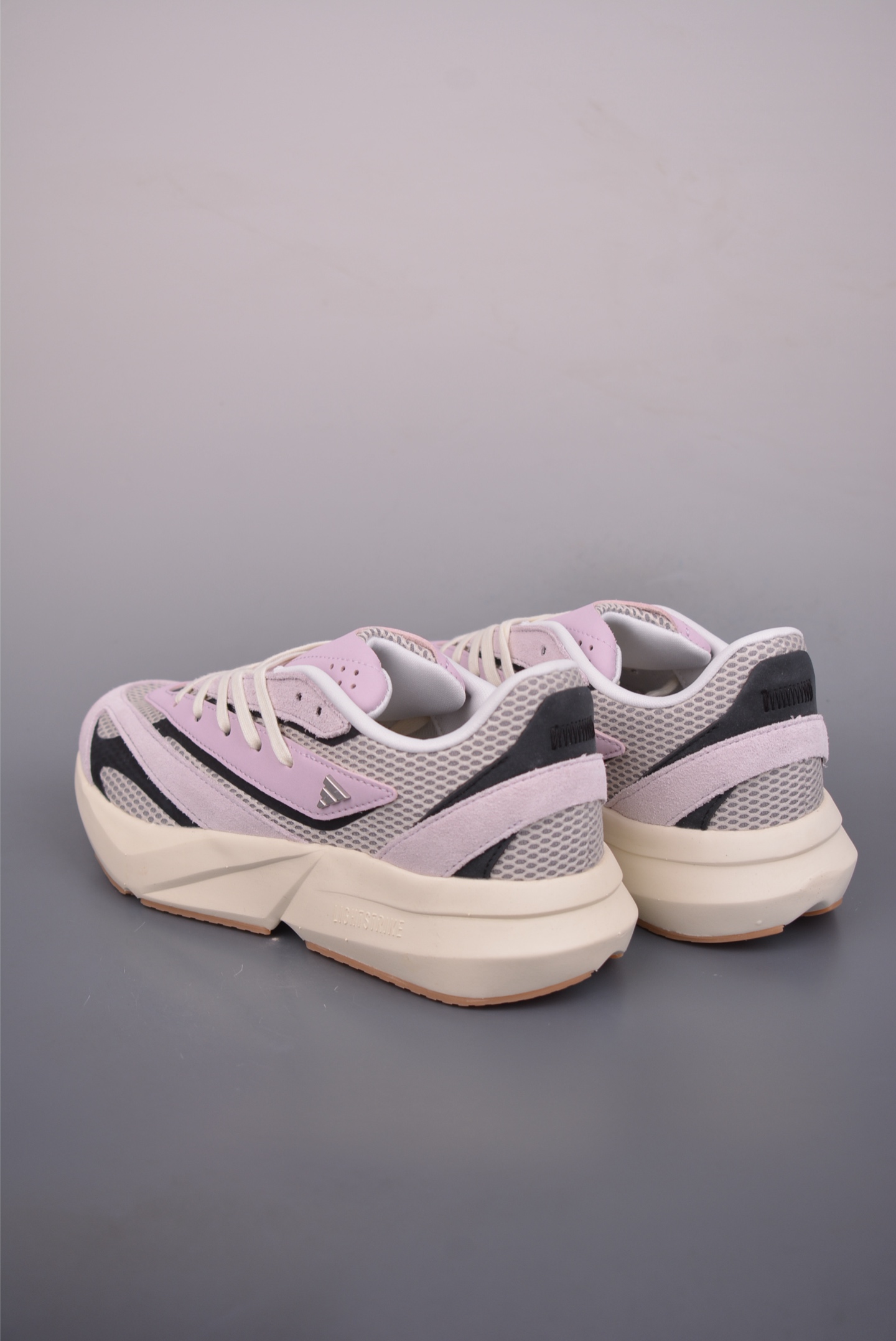 180 Adidas Lightblaze 阿迪透气跑步鞋 麂皮网面拼接 纯原版本 简约舒适防滑耐磨低帮 休闲老爹鞋 J09971