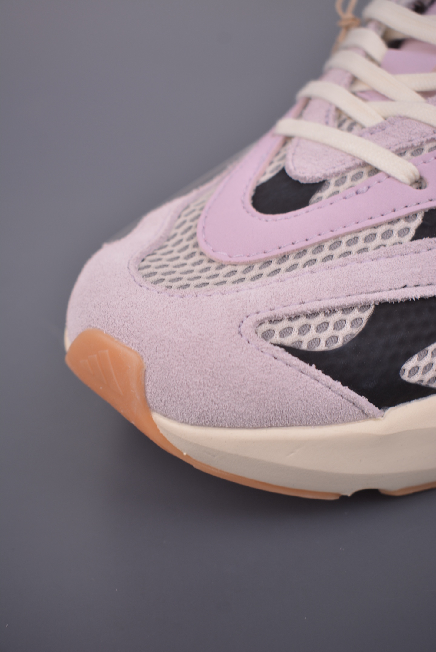 180 Adidas Lightblaze 阿迪透气跑步鞋 麂皮网面拼接 纯原版本 简约舒适防滑耐磨低帮 休闲老爹鞋 J09971