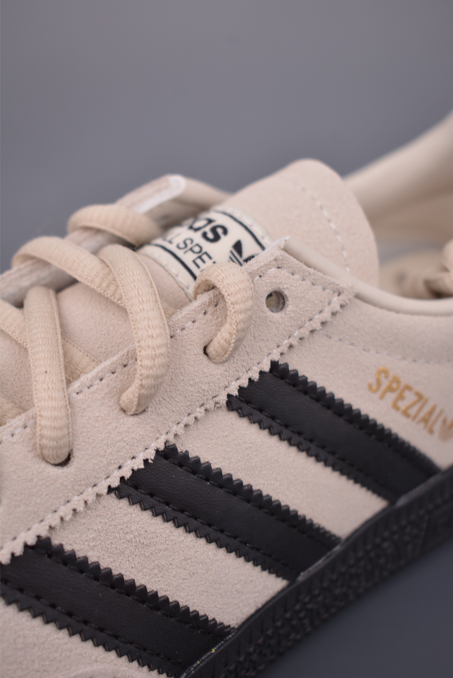 180 Adidas Handball Spezial 充正版本 阿迪达斯经典款 复古休闲板鞋 JR3667