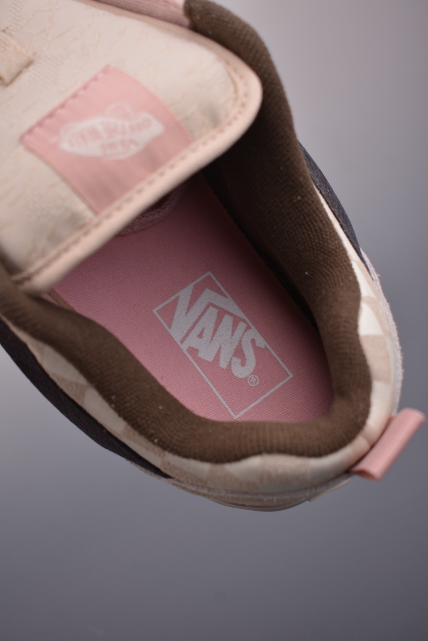 150 Vans Knu Skool SPACE MOLLY x 泡泡玛特 POP MA 联名款 VN000EE6