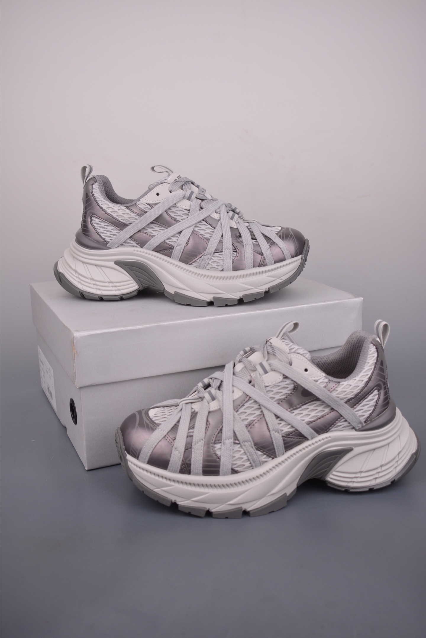 220 GG-CC GG-CC Chunky Low 厚底增高运动老爹鞋 G25X8617C