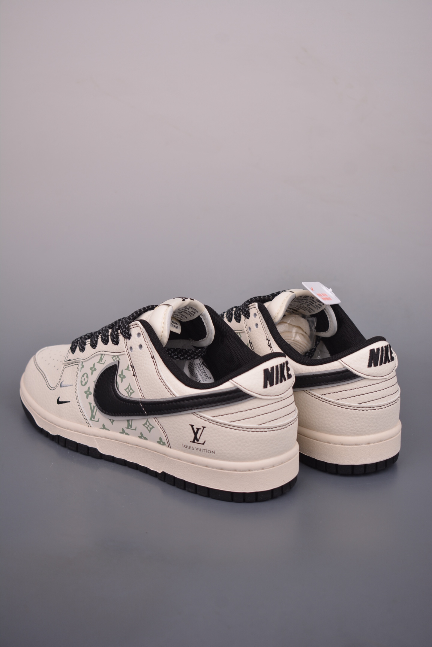 280 Nike SB Dunk Low LV联名 HH7518-095