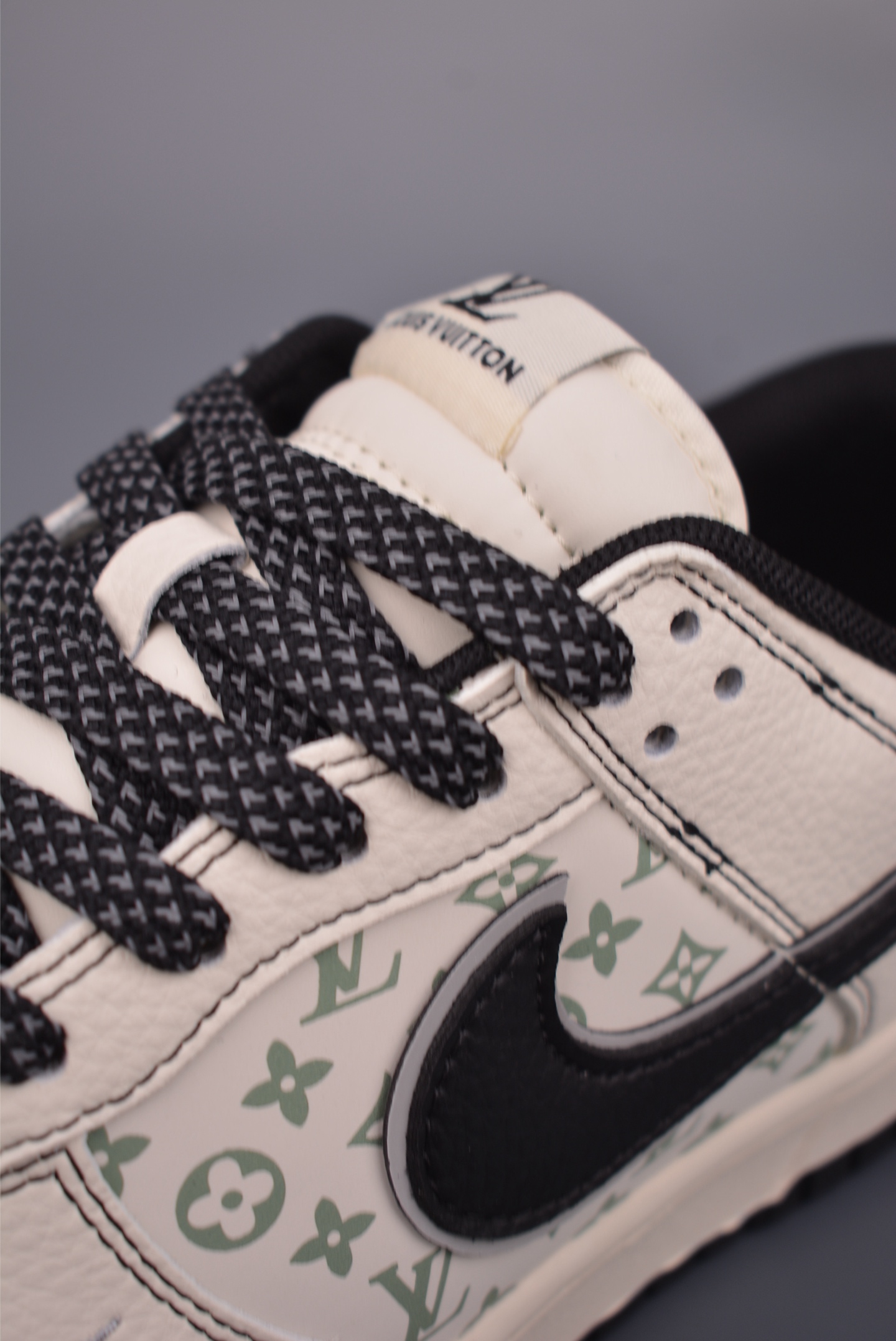 280 Nike SB Dunk Low LV联名 HH7518-095