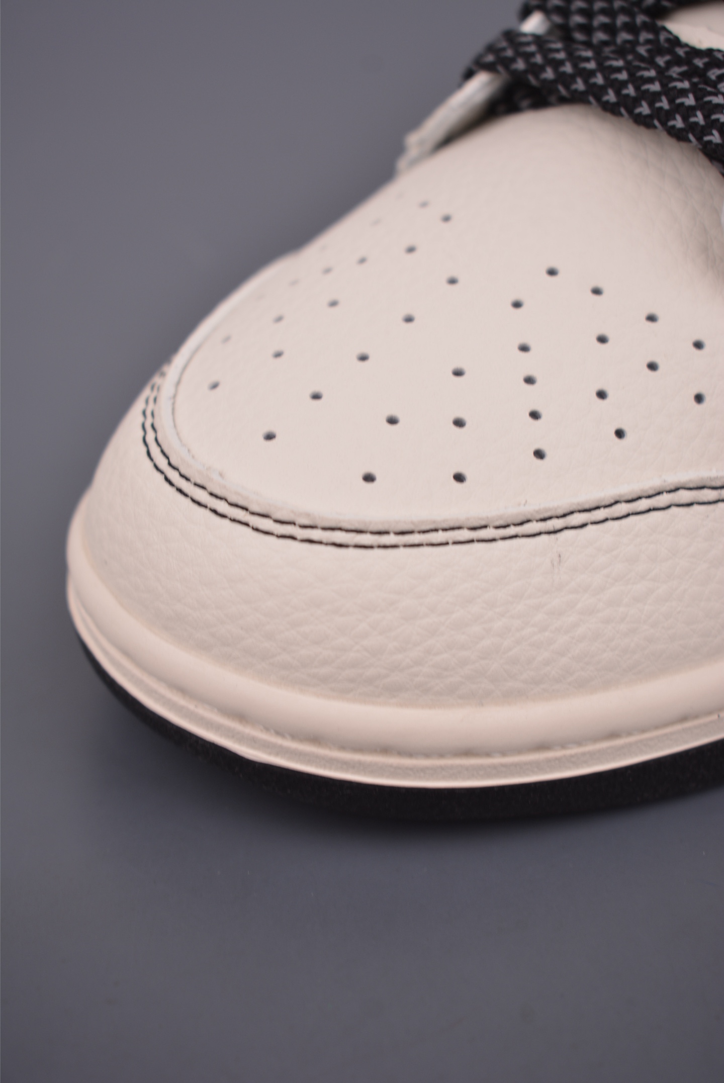 280 Nike SB Dunk Low LV联名 HH7518-095