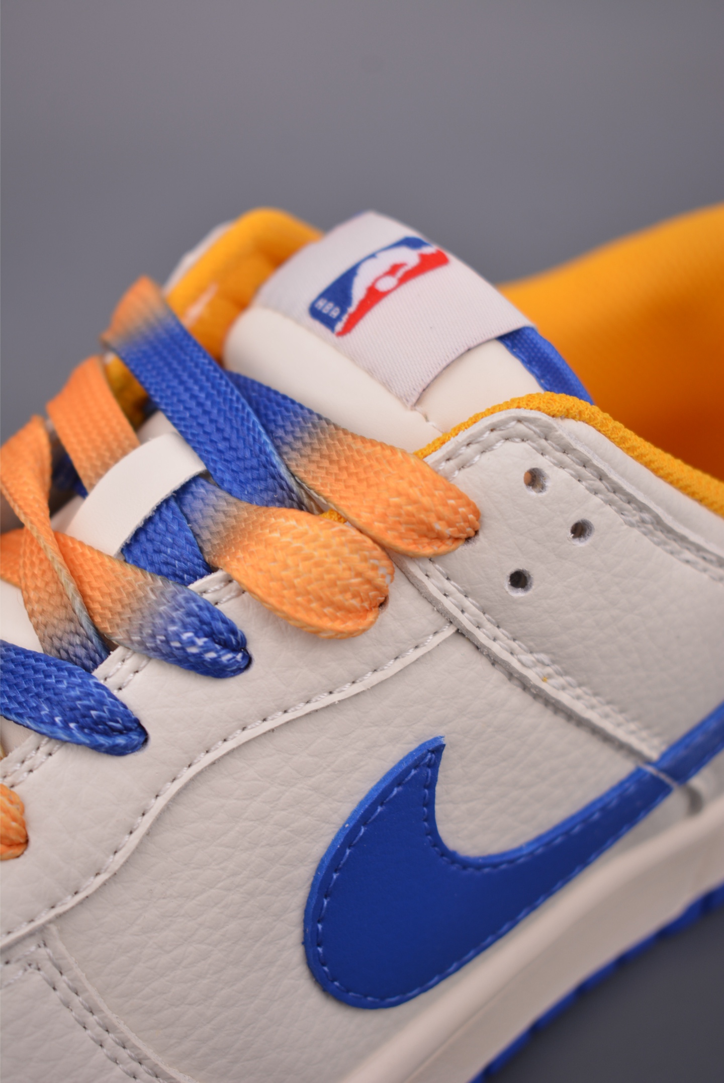 280 Nike SB Dunk Low 紫金湖人 CS1688-108