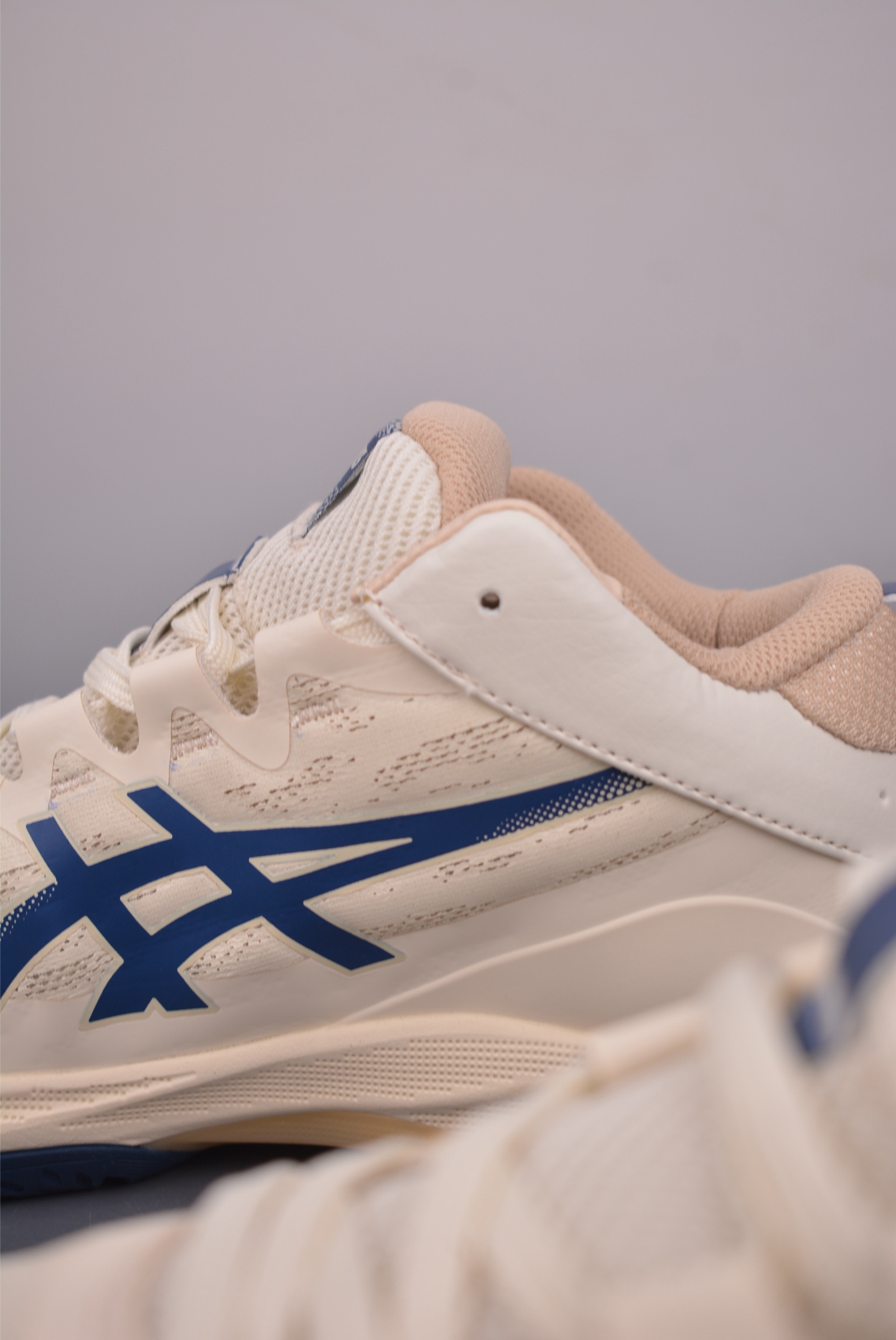 220 Asics Gelhoop V17 S亚瑟士 减震助弹防滑篮球鞋 1063A101