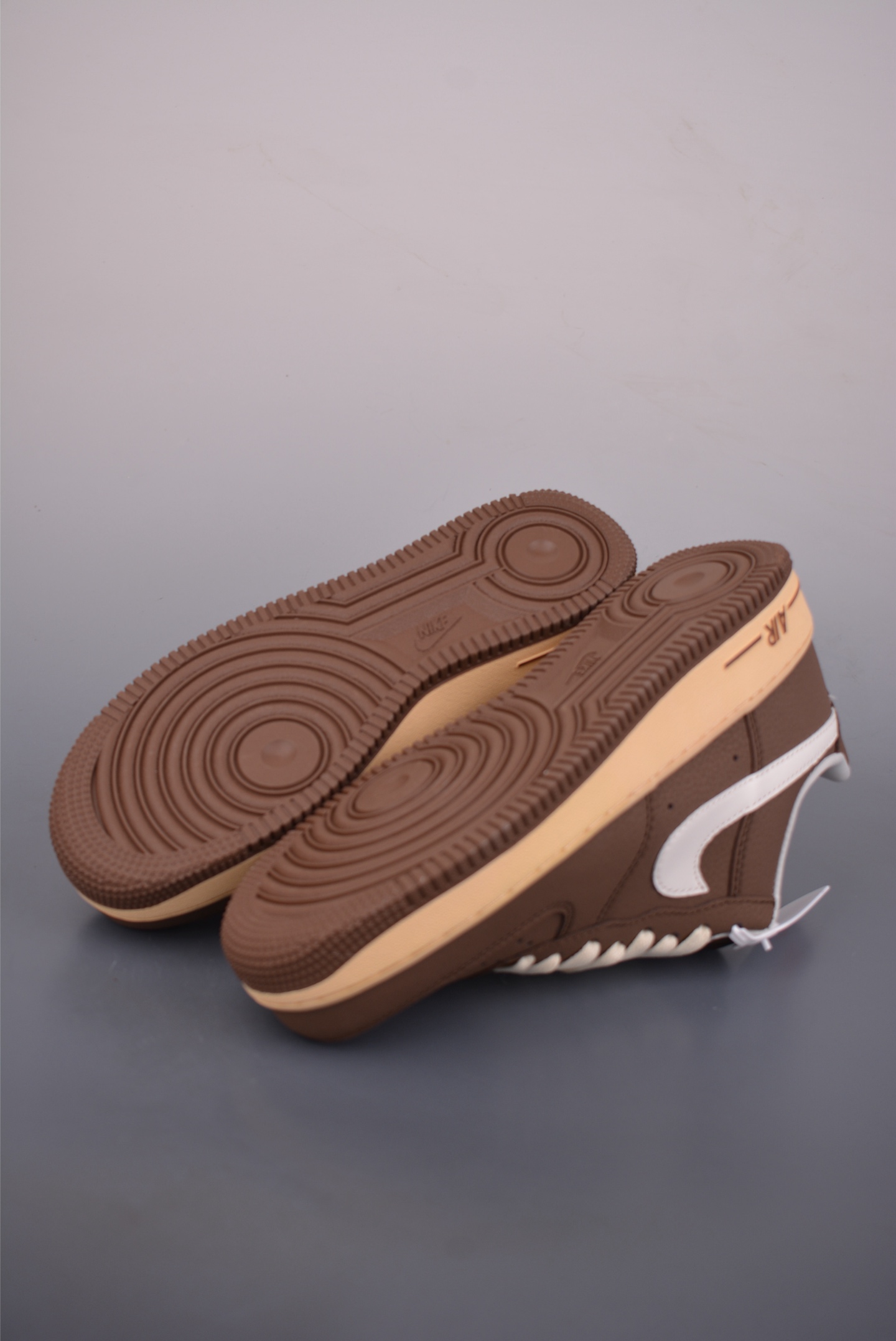 160 Nike Air Force 1 Low FZ3592