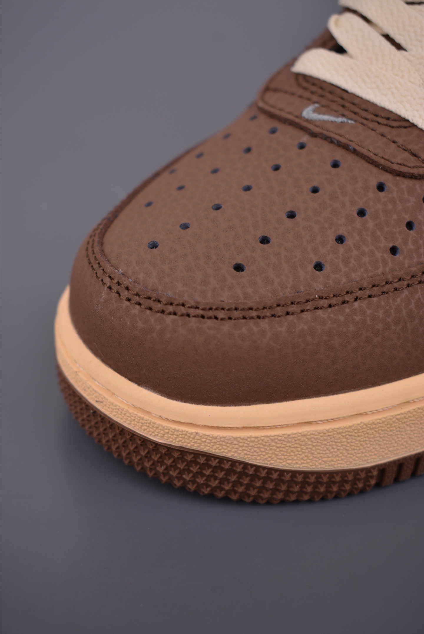 160 Nike Air Force 1 Low FZ3592