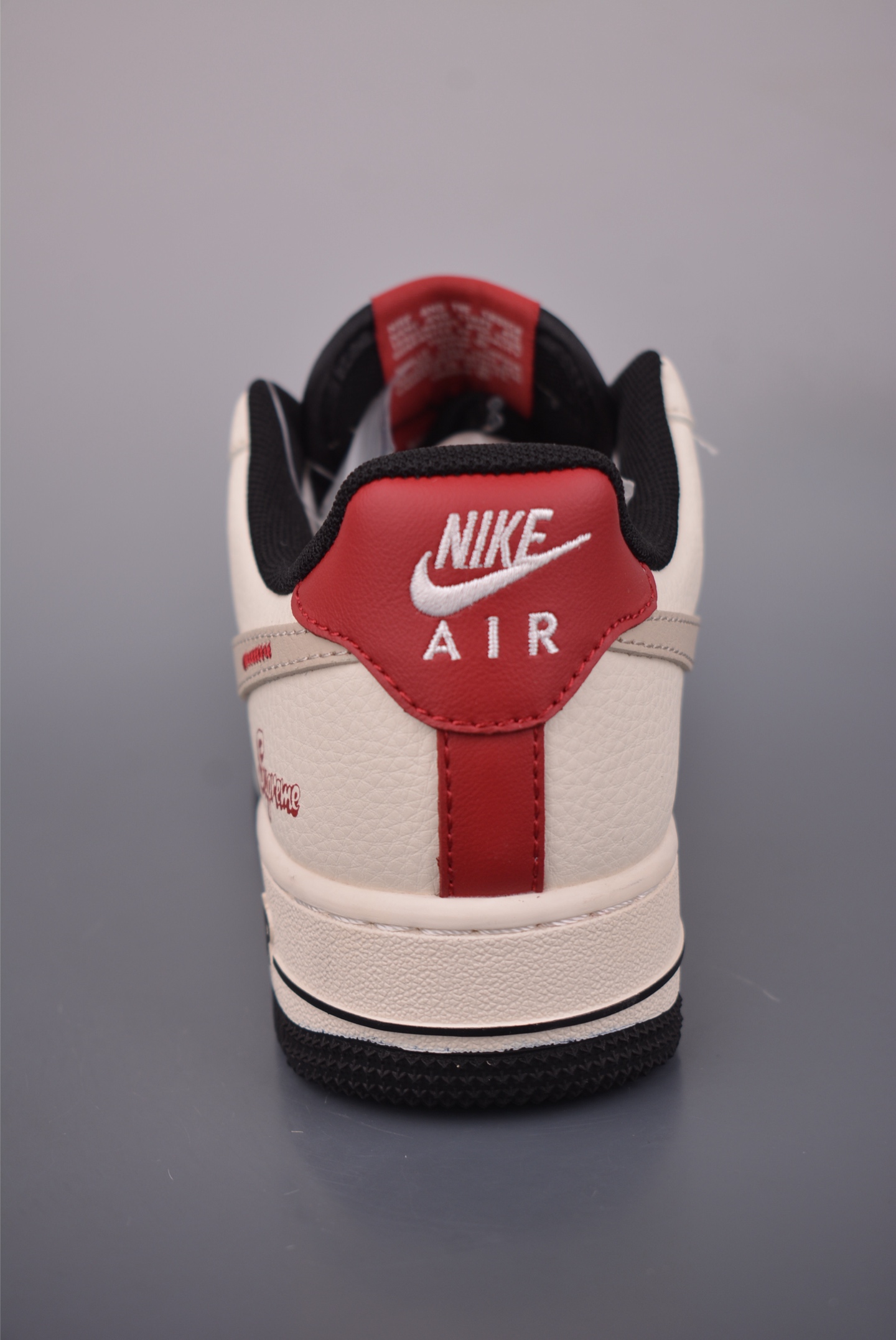 260 Nike Air Force 1 Low Supreme联名 XD2588-610