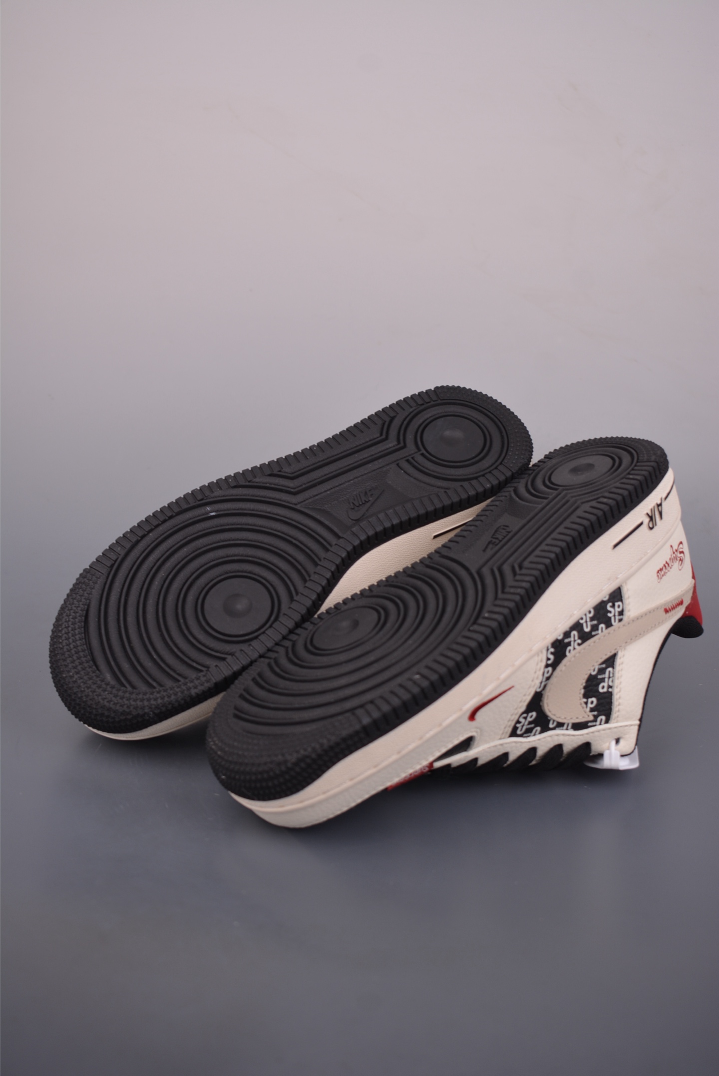 260 Nike Air Force 1 Low Supreme联名 XD2588-610