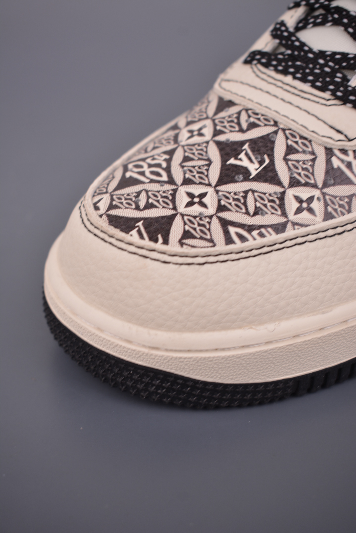 260 Nike Air Force 1 Low LV联名 KJ1688-023