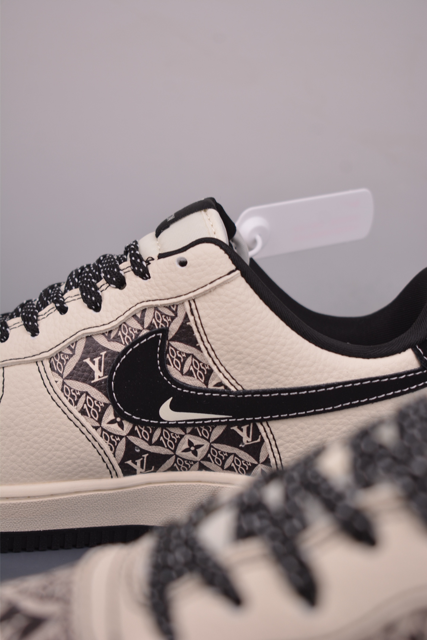 260 Nike Air Force 1 Low LV联名 KJ1688-023