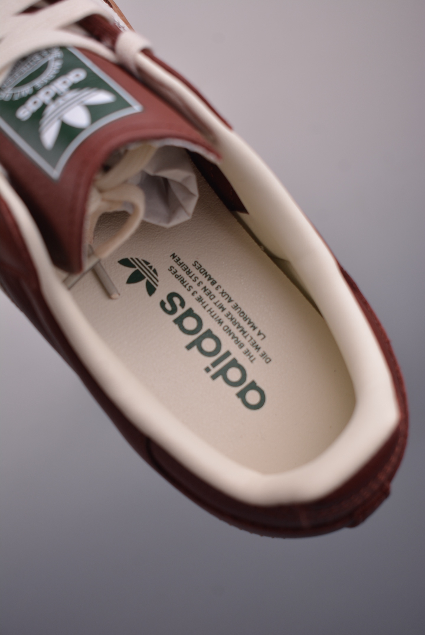 180 Adidas Samba 复古桑巴板鞋 JR0892