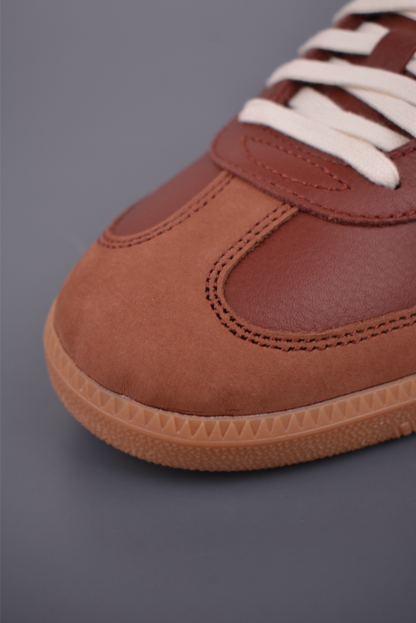 180 Adidas Samba 复古桑巴板鞋 JR0892