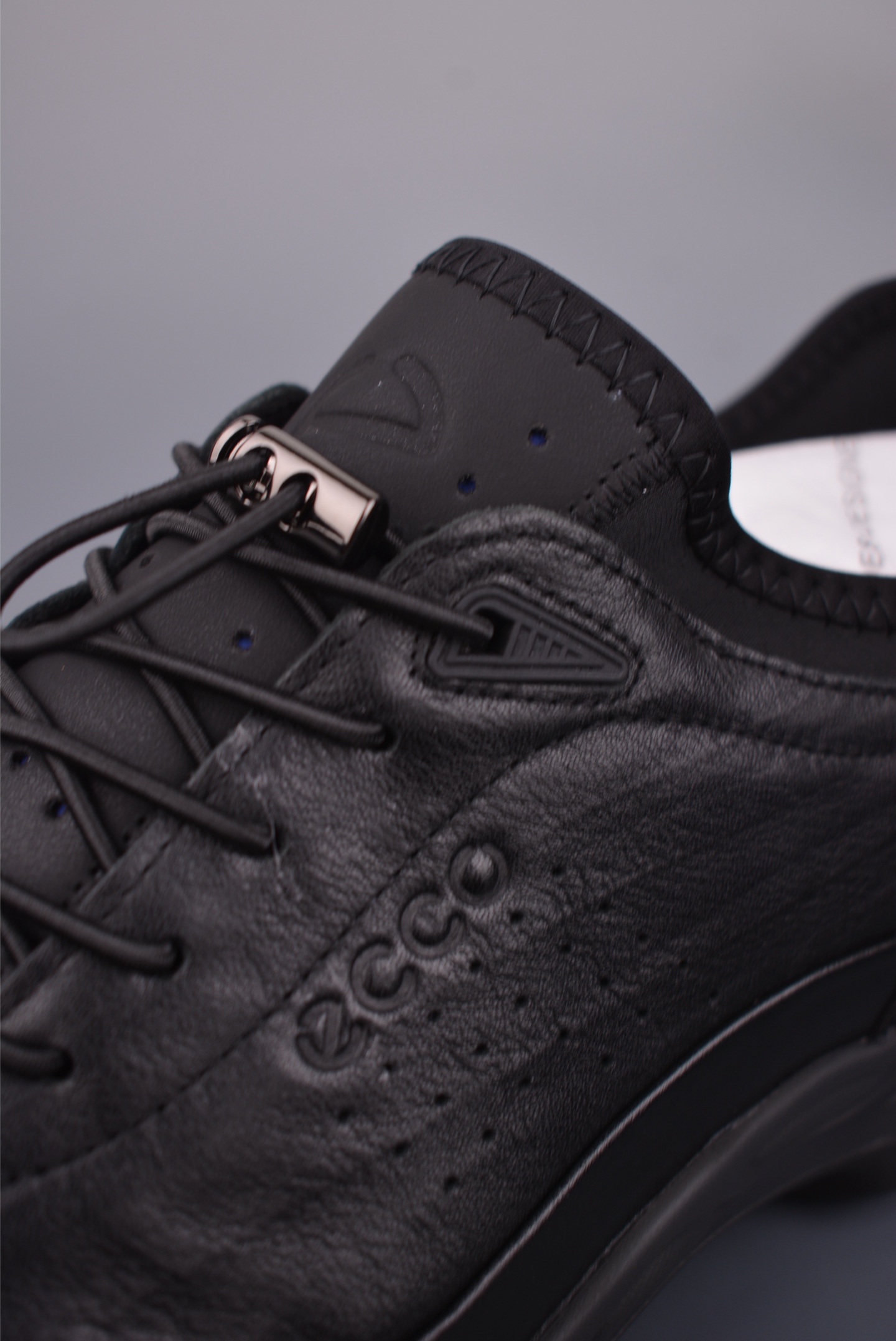 300 Ecco爱步运动鞋男鞋 BIOM2025 透气健步鞋 防滑跑步鞋 516108