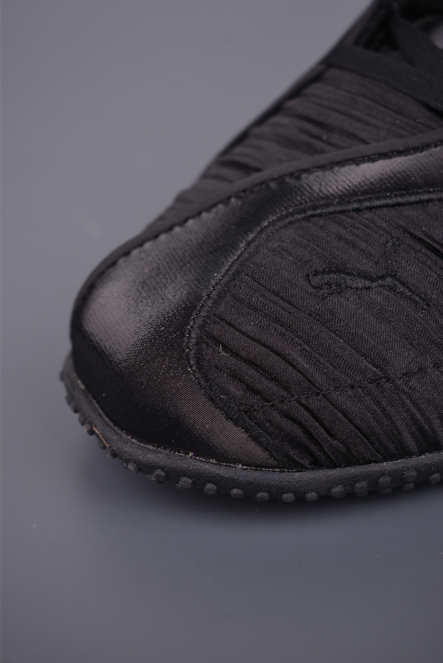 150 彪马Puma Bella V2 Leather 低帮专业越野德训鞋 406092-022