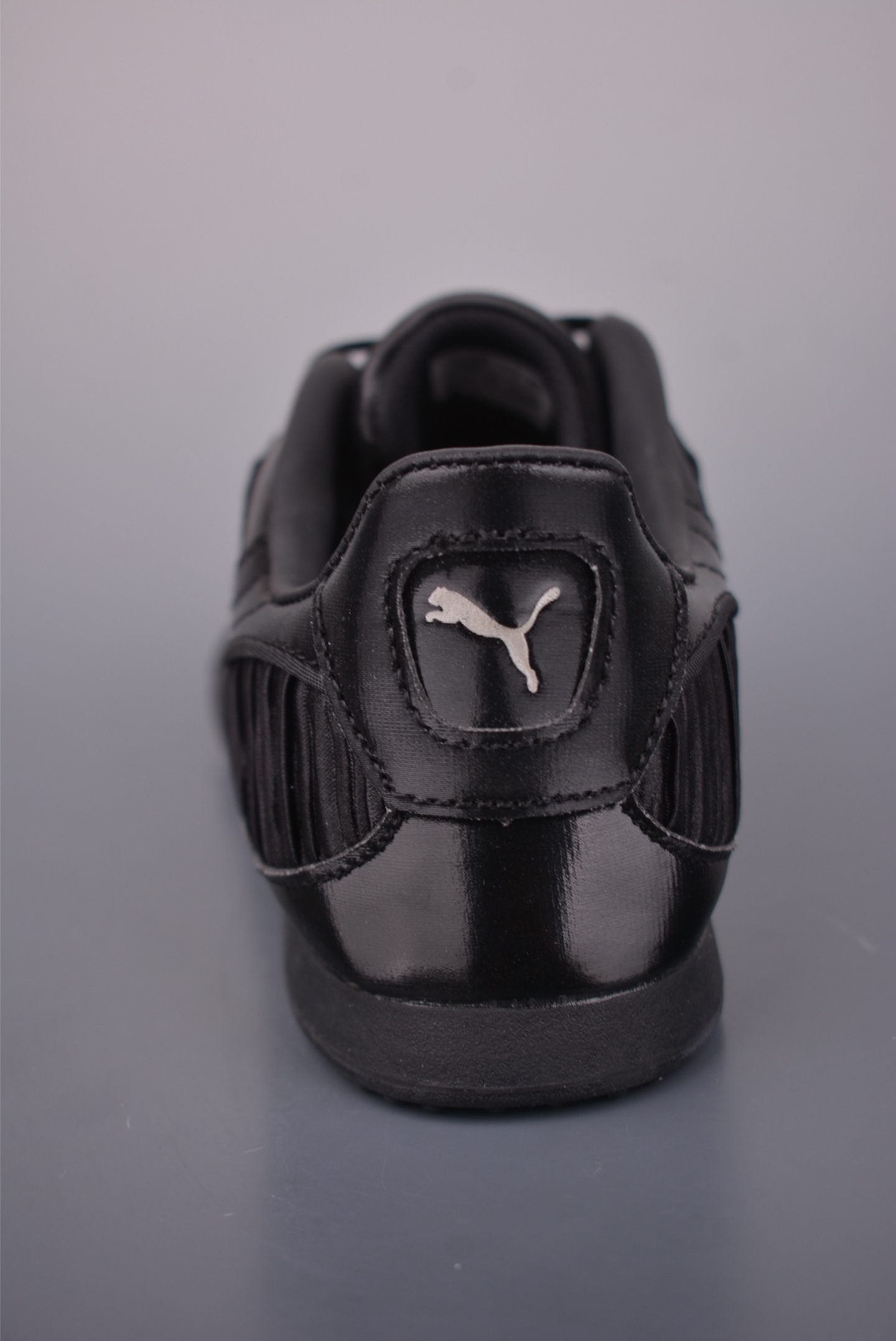 150 彪马Puma Bella V2 Leather 低帮专业越野德训鞋 406092-022