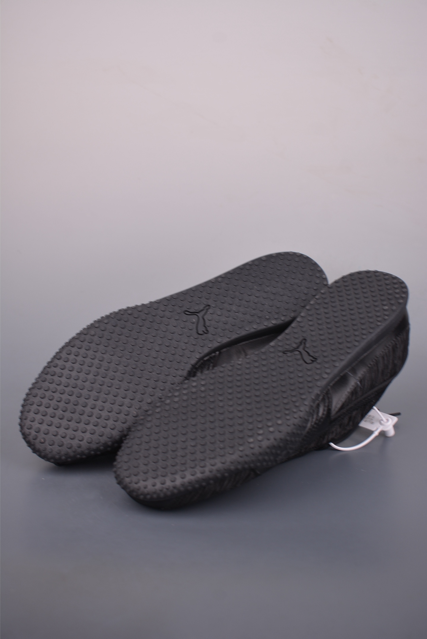 150 彪马Puma Bella V2 Leather 低帮专业越野德训鞋 406092-022