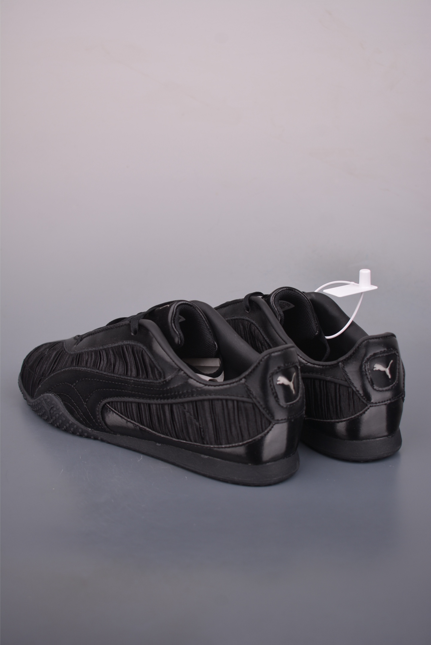 150 彪马Puma Bella V2 Leather 低帮专业越野德训鞋 406092-022