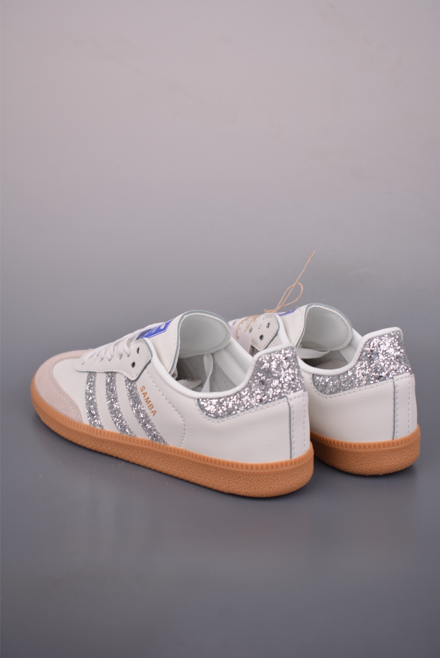 140 Adidas三叶草SAMBA W 休闲板鞋 ST5866