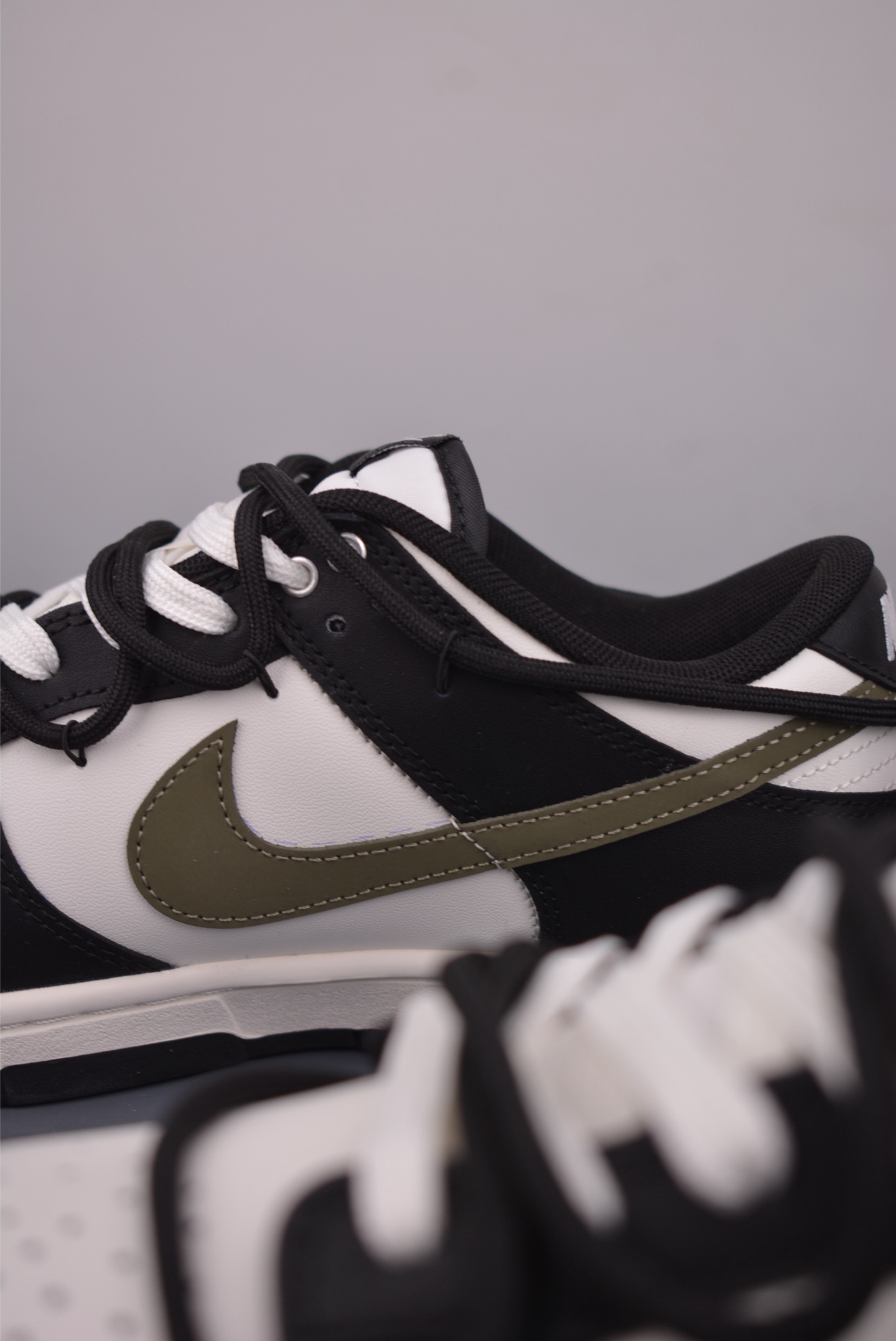 260 Nike SB Dunk Low 解构绑带 B60512-083