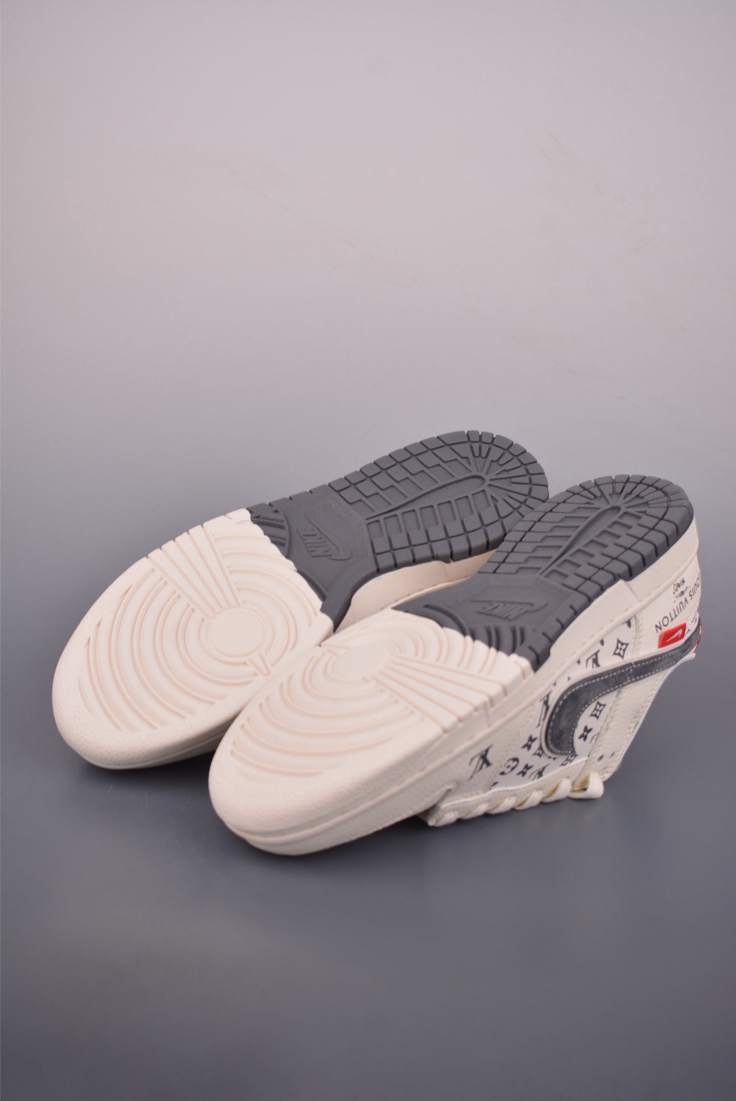 280 Nike SB Dunk Low LV联名 HT5088-609