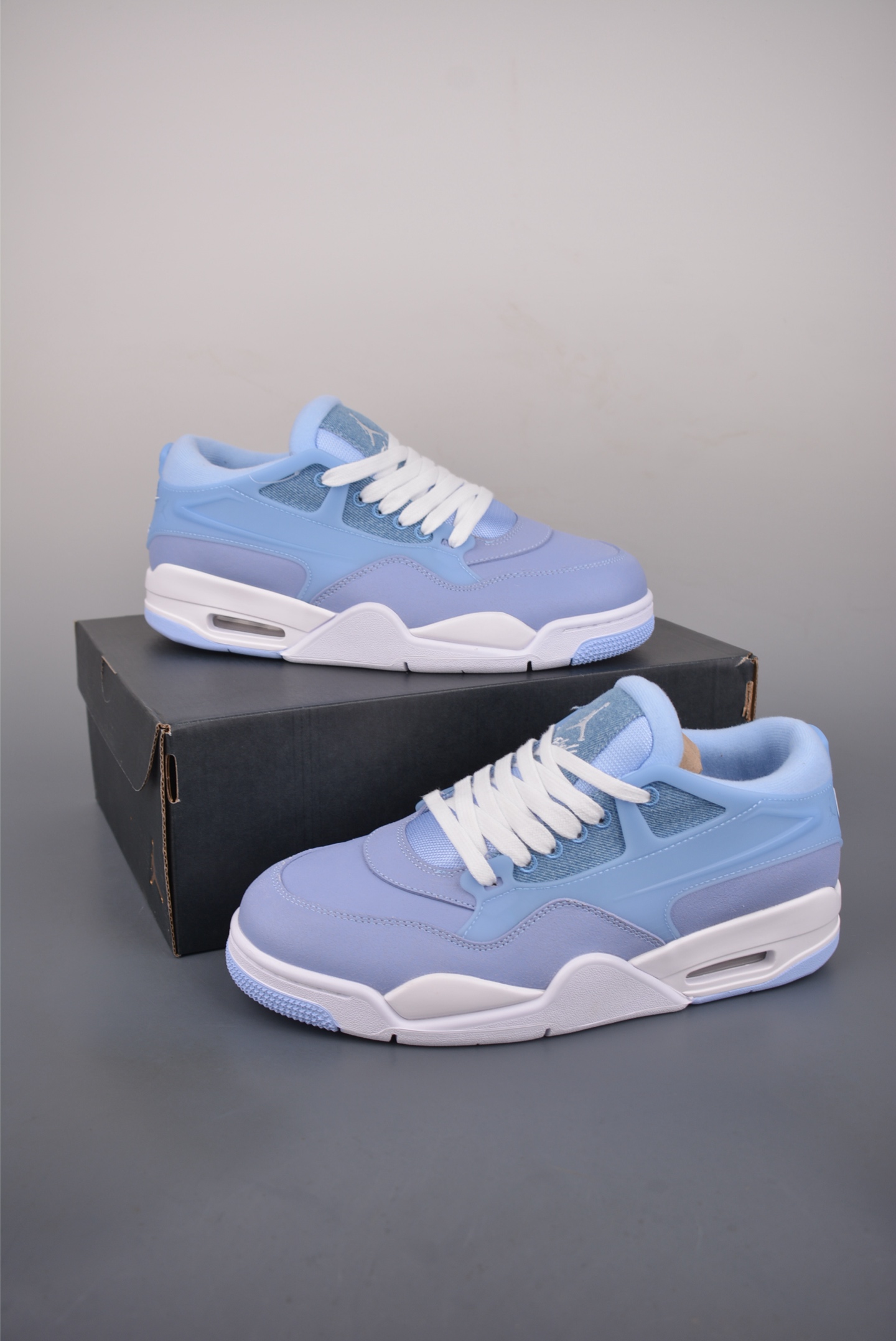 220 Nigel Sylvester x Jordan Air Jordan 4 RM SP AJ4低帮 复刻麂皮白蓝 IH2348-400