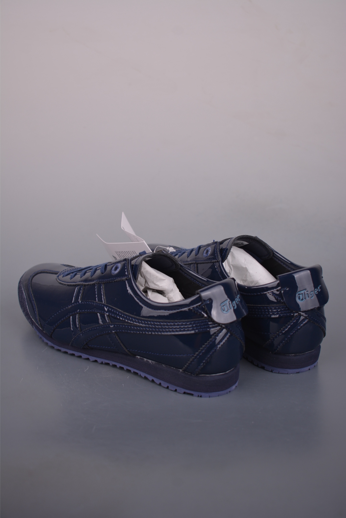 150 Asics鬼冢虎 MEXICO 66 NM 做工精赞 1183C527-400