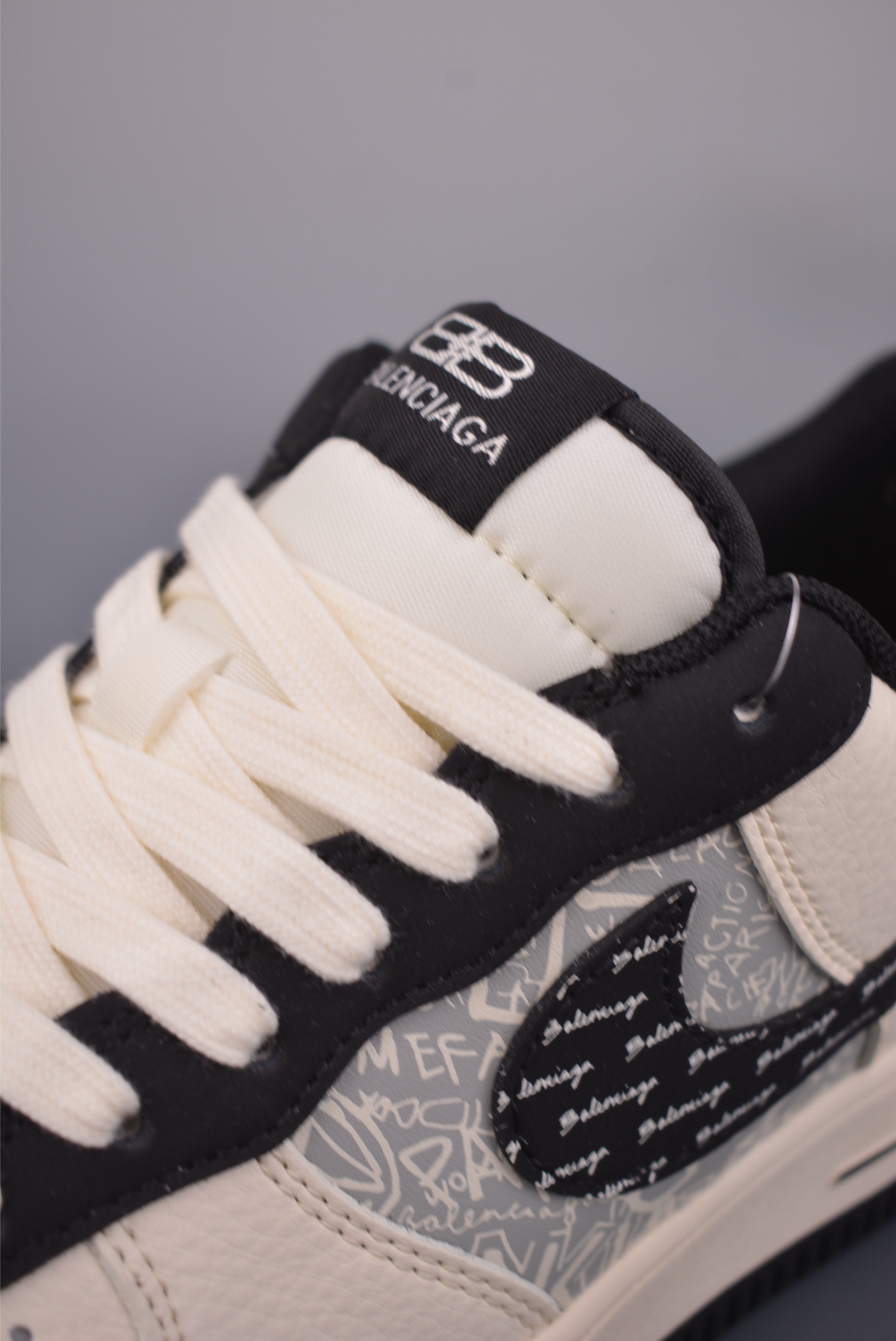 260 Nike Air Force 1 Low 巴黎世家联名 JP8028-059