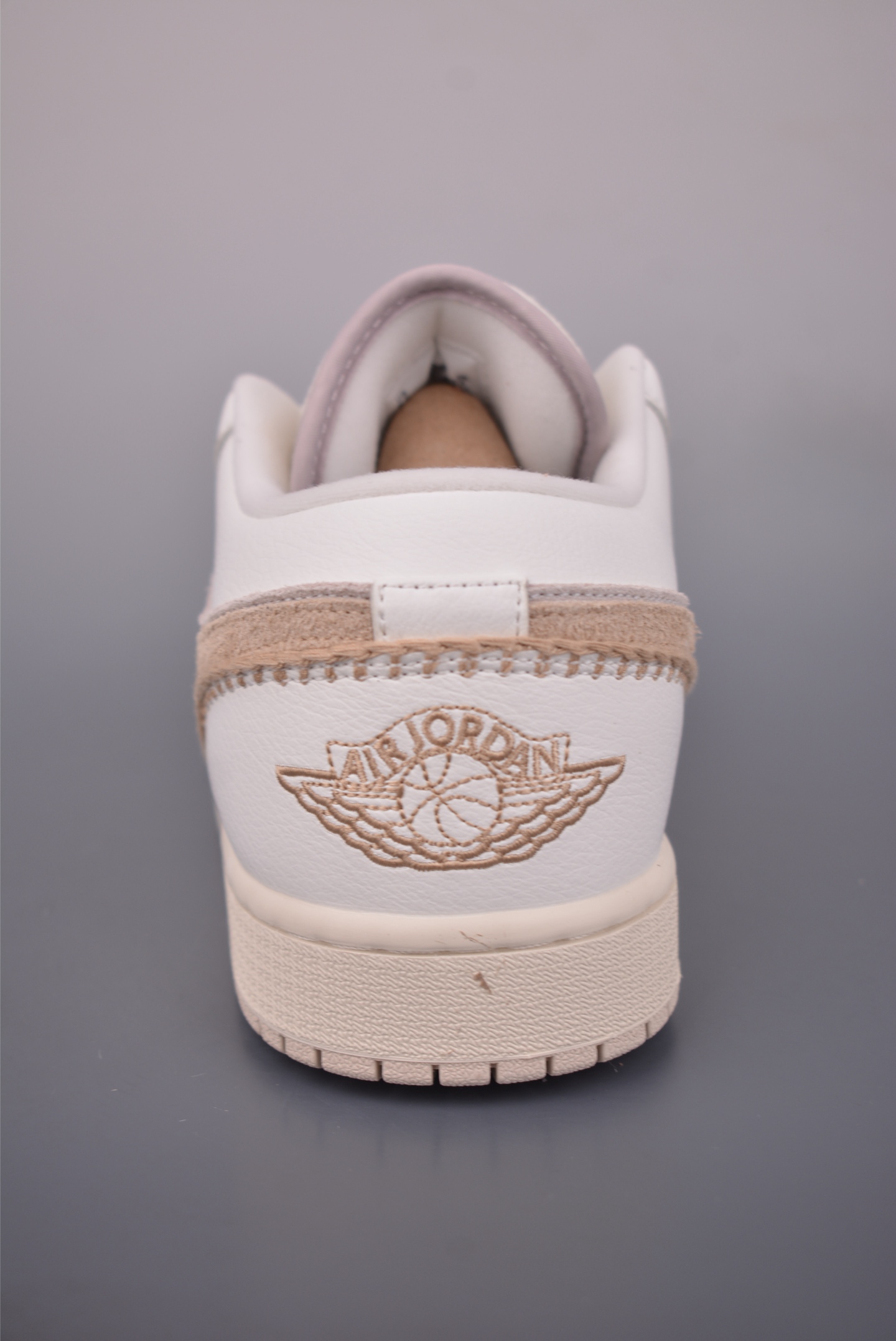 200 Air Jordan 1 Low 奶茶缝线 AJ1乔1低帮休闲板鞋 HV4268-120