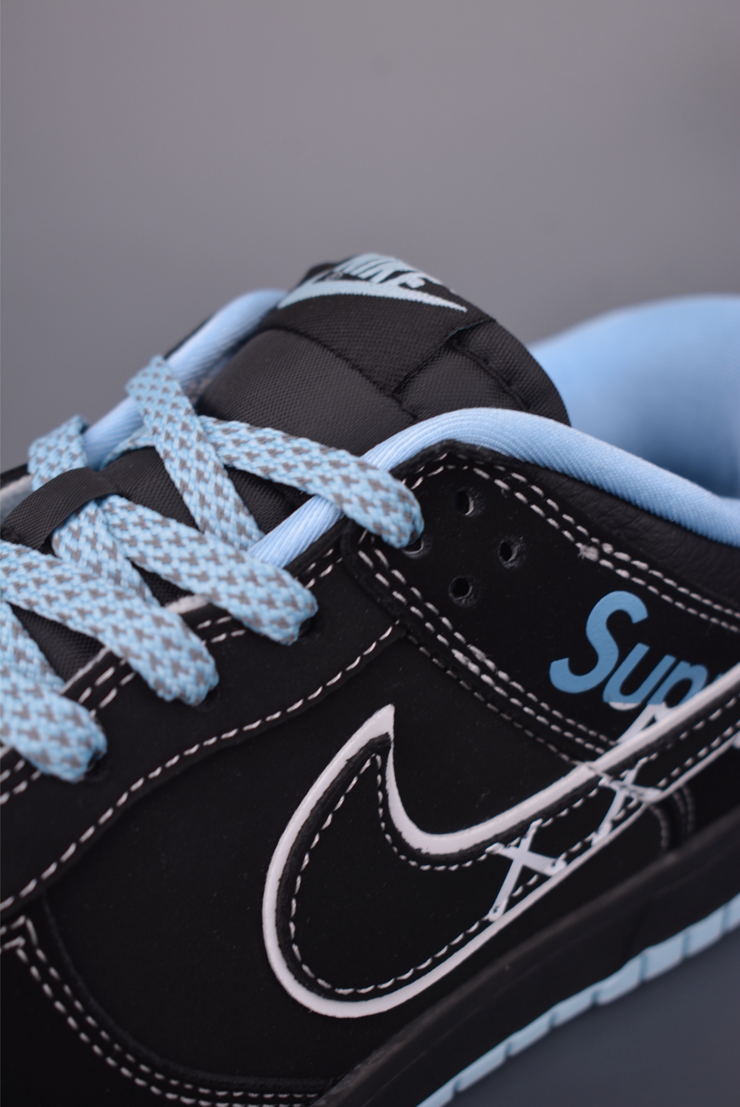 280 Nike SB Dunk Low Supreme联名 KK1333-050