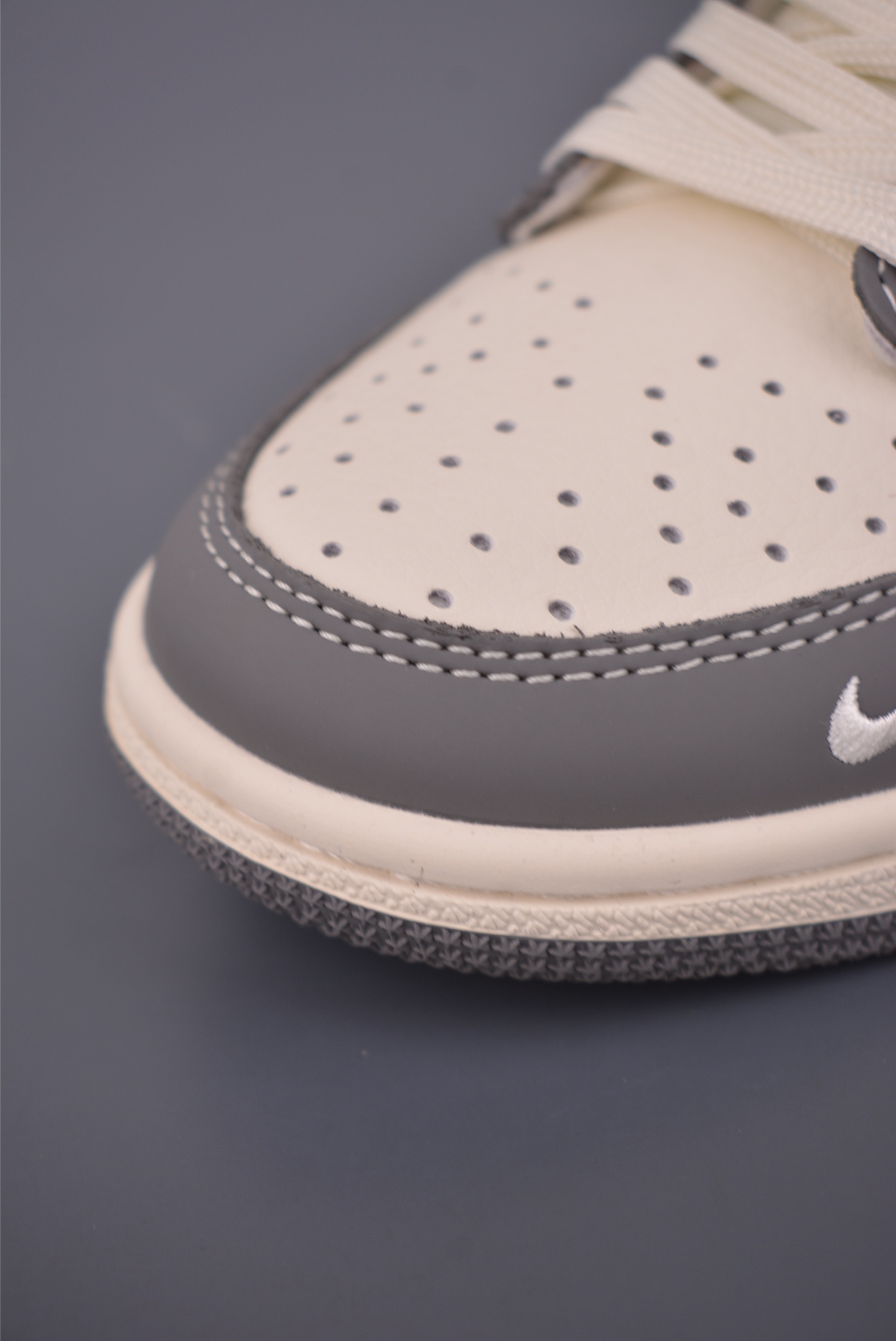 260 Fragment x Travis Scott x Labubu Air Jordan 1 Low 解构鞋带 三方联名倒钩 LD2028-055