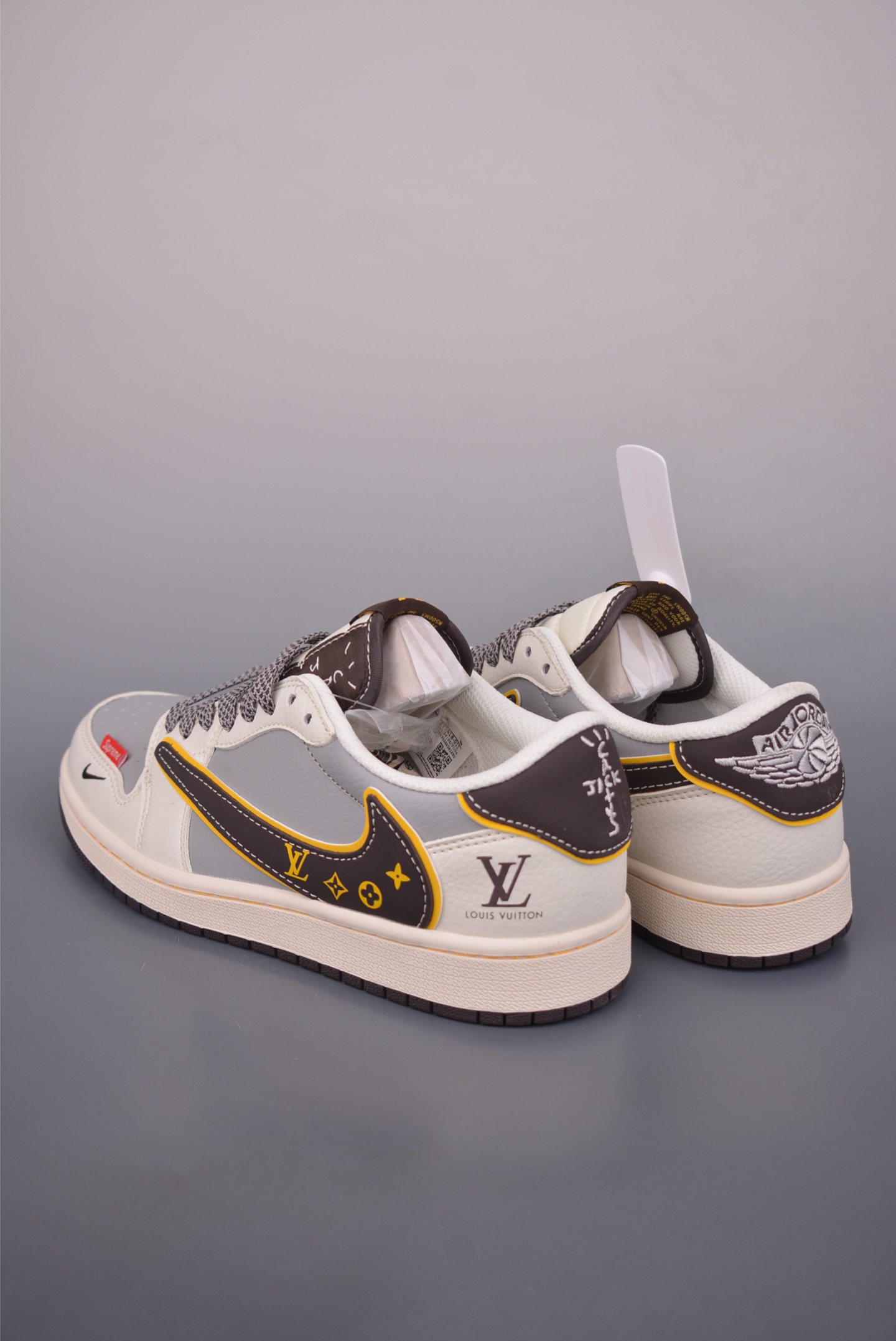 260 Fragment x Travis Scott x LV Air Jordan 1 Low 解构鞋带 三方联名倒钩 ZY1618-011