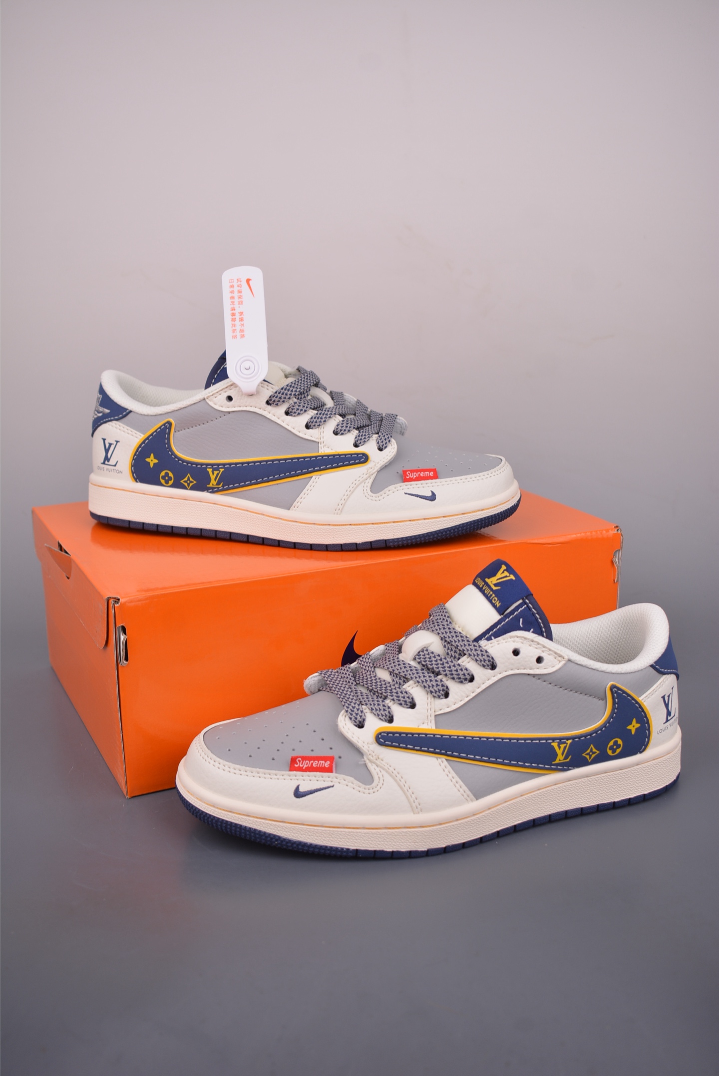 260 Fragment x Travis Scott x LV Air Jordan 1 Low 解构鞋带 三方联名倒钩 全新的三方联名低帮倒钩鞋 ZY1618-012