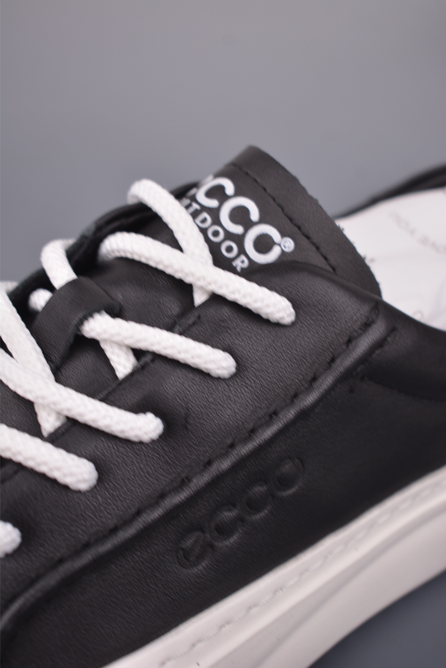 300 ECCO爱步男士休闲小白鞋 简单耐看清爽版型 百搭休闲板鞋 503198