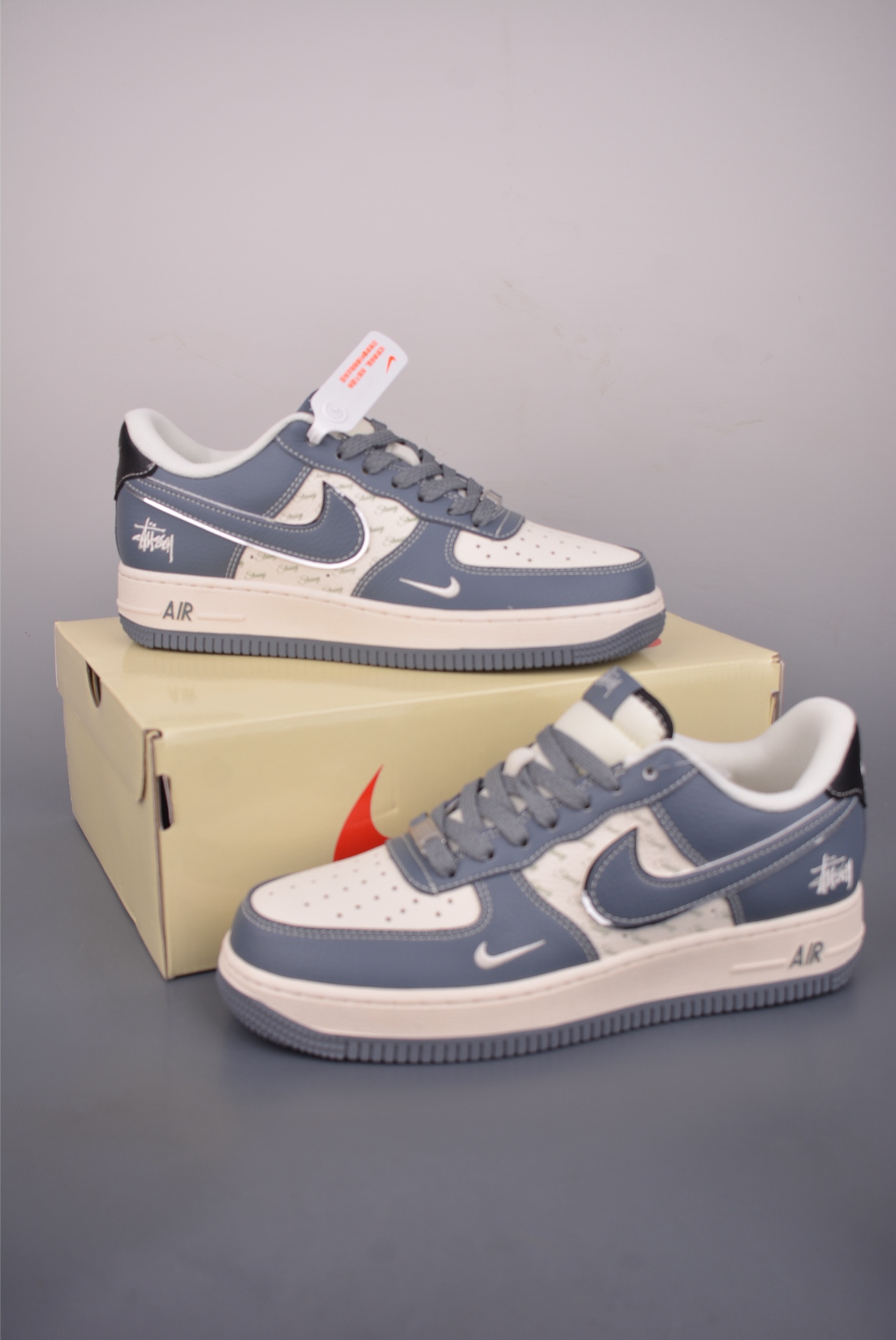 Nike Air Force 1 Low DIY联名
