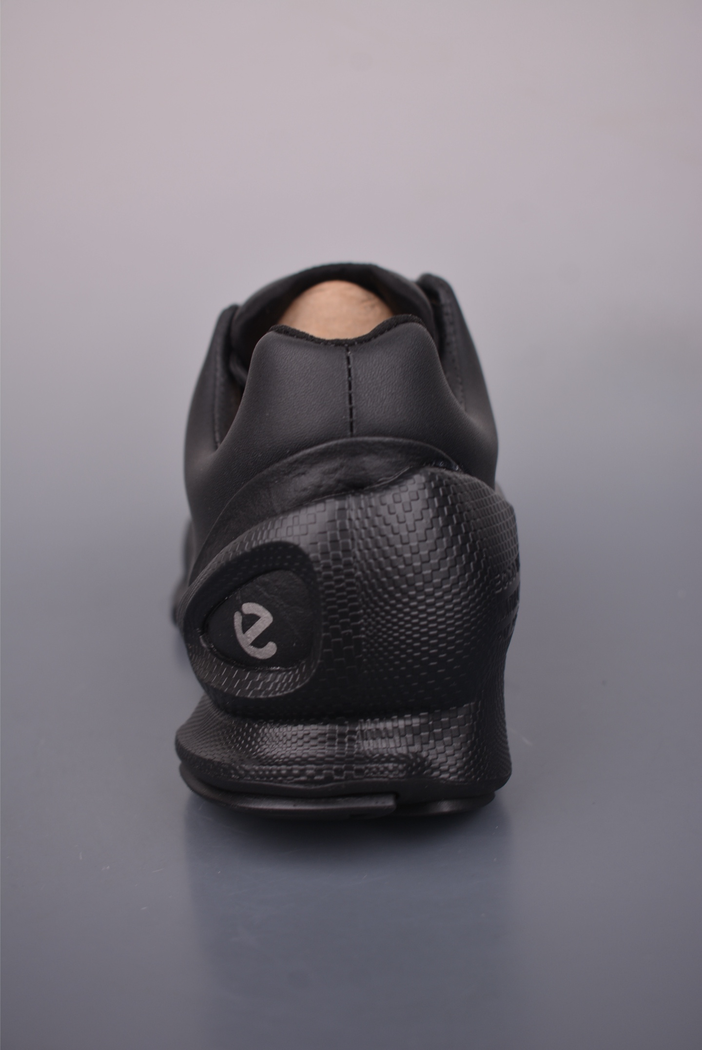 300 ECCO爱步老爹鞋男子夏季新款 全头层百搭潮流户外运动鞋 800464