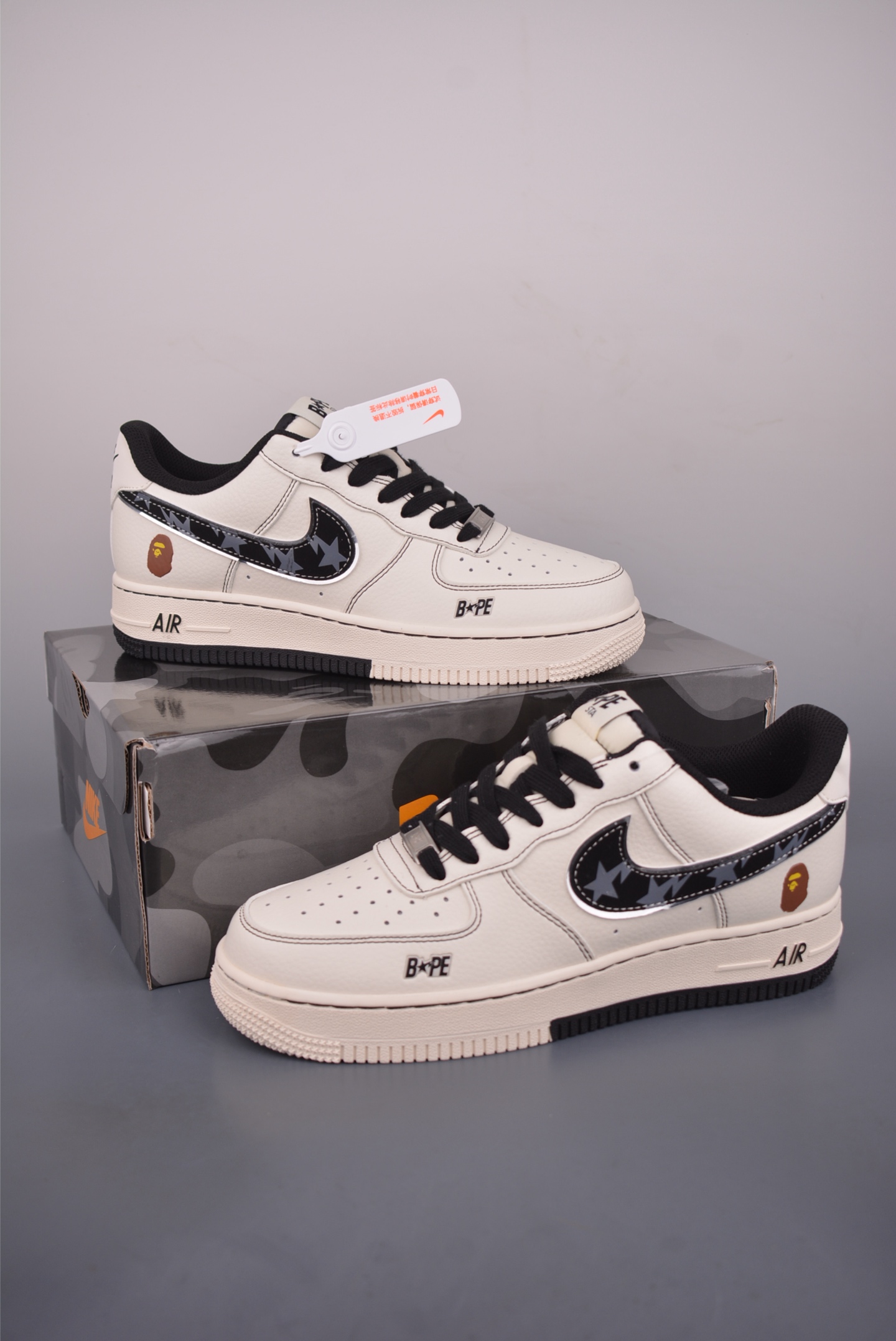 Nike Air Force 1 Low DIY联名