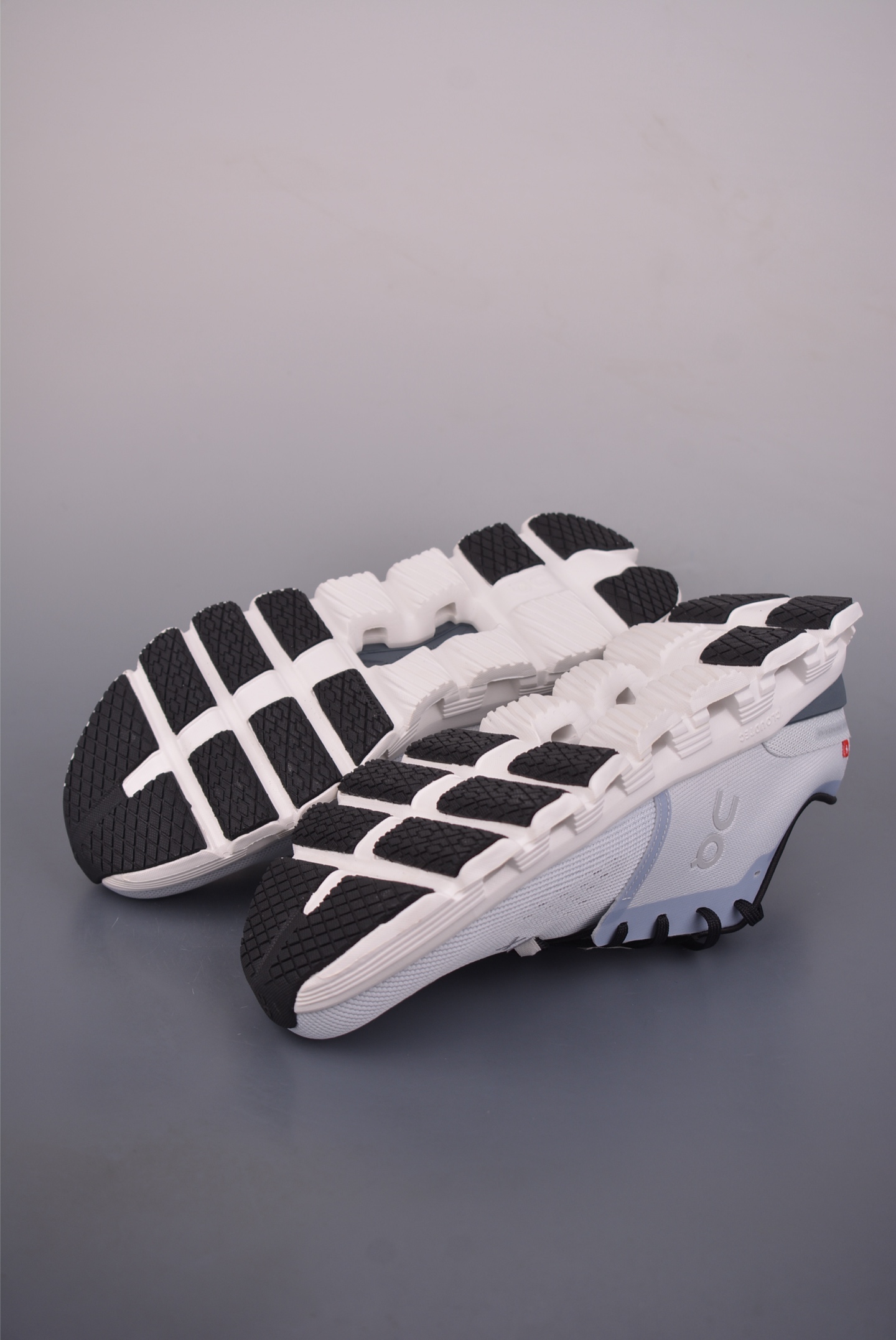 170 On昂跑 Cloud X 4 户外街头机能风跑步鞋 Cloud Hi Edge户外机能融合街头潮流 3ME30043072