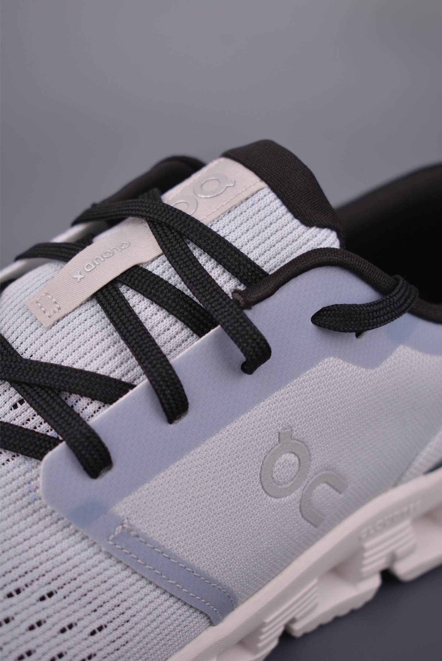 170 On昂跑 Cloud X 4 户外街头机能风跑步鞋 Cloud Hi Edge户外机能融合街头潮流 3ME30043072