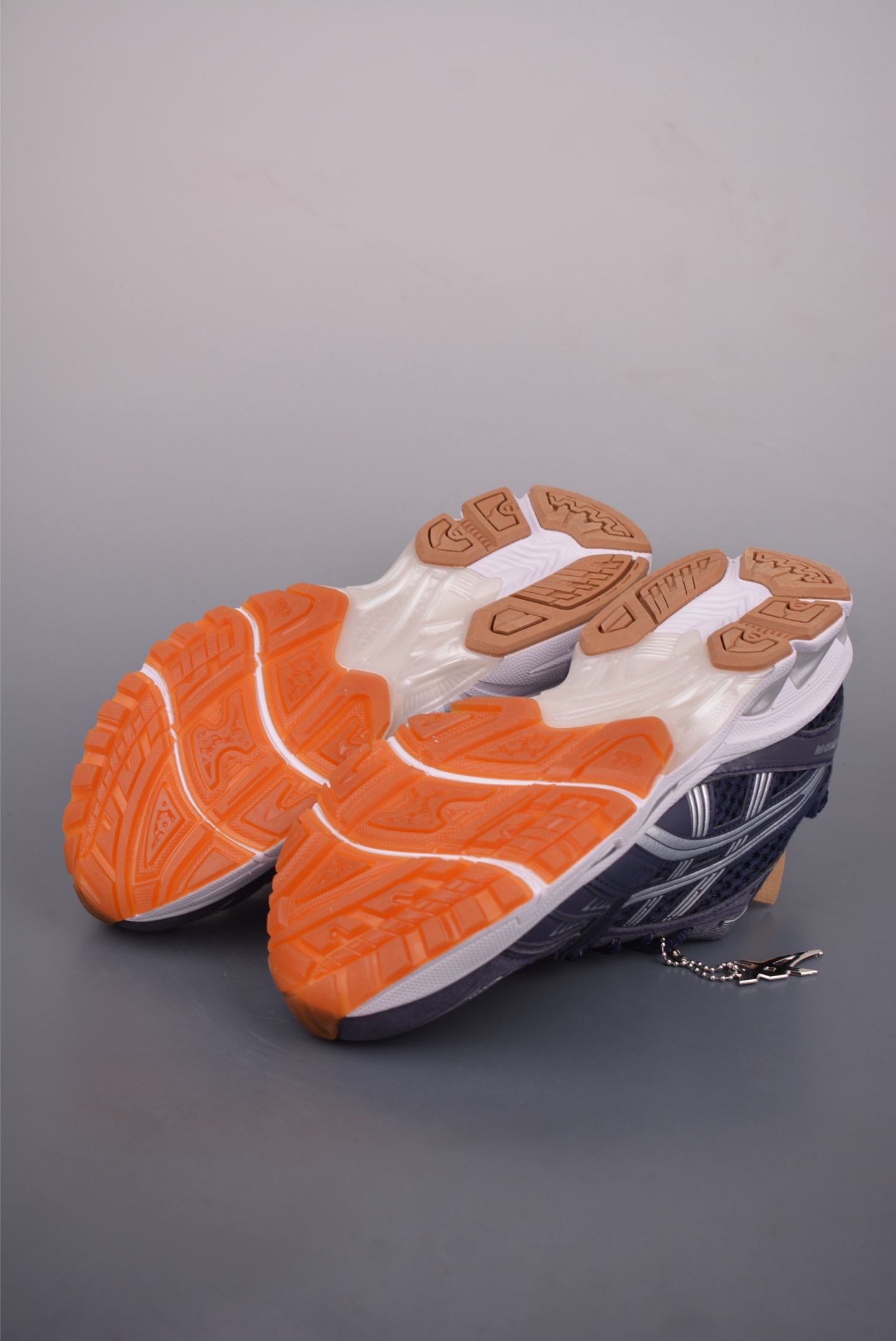 180 Asics Gel-Kayano 14 亚瑟士运动休闲透气专业跑鞋 1203A926-233