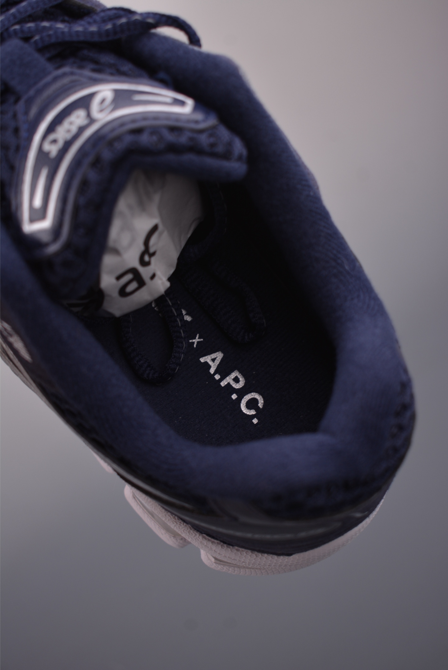 180 Asics Gel-Kayano 14 亚瑟士运动休闲透气专业跑鞋 1203A926-233