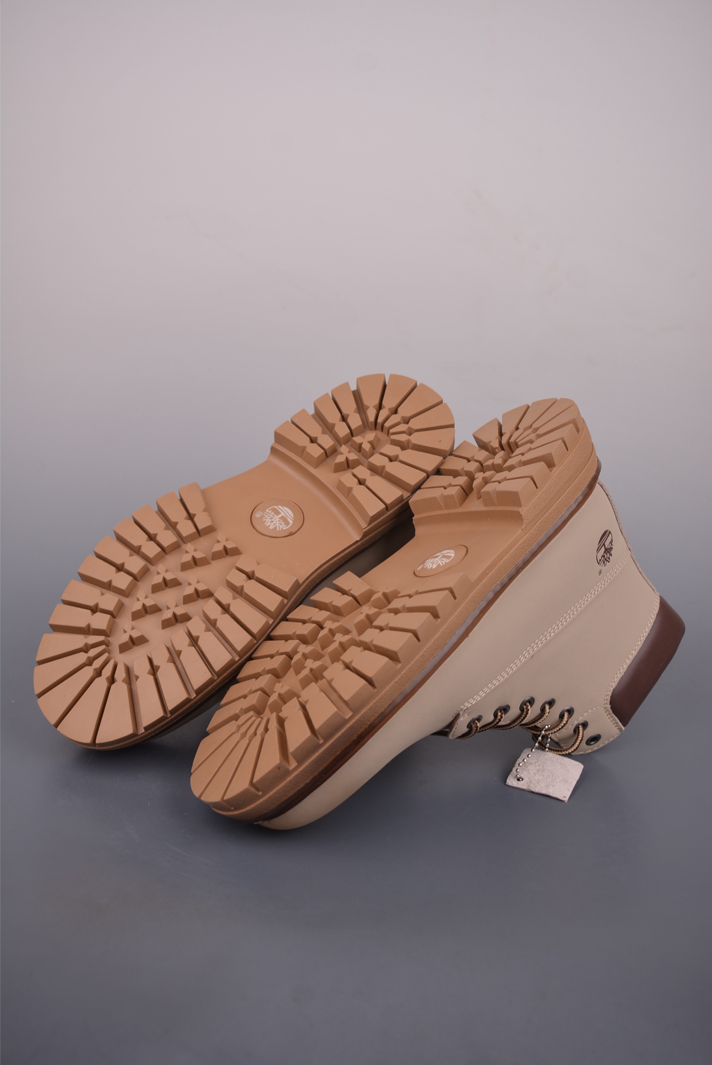 320 Timberland添柏岚/天伯伦 2024秋冬新品 秋冬必备户外休闲大黄靴系列 A18065