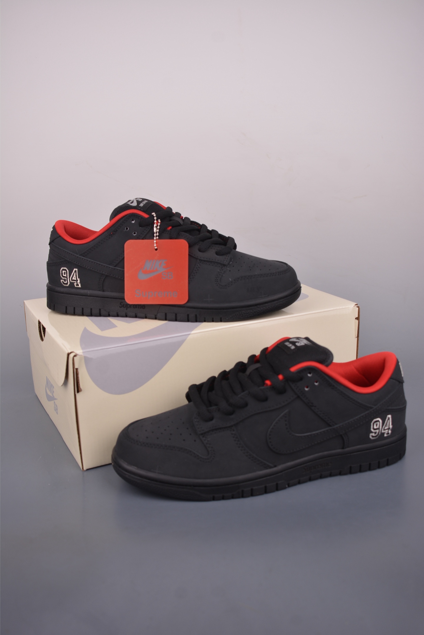 Nike SB Dunk Low HQ8487-001